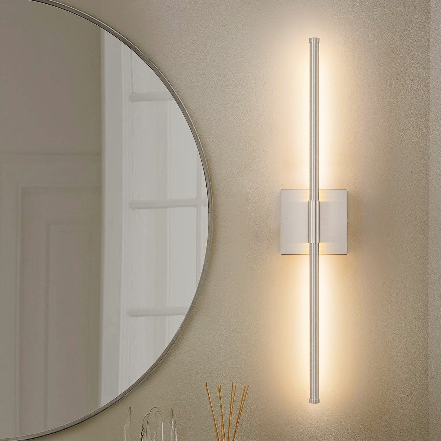1-flammige, moderne, lange, lineare Wandleuchte in Schwarz/Gold/Nickel, dimmbare LED-Badezimmer-Waschtischleuchte