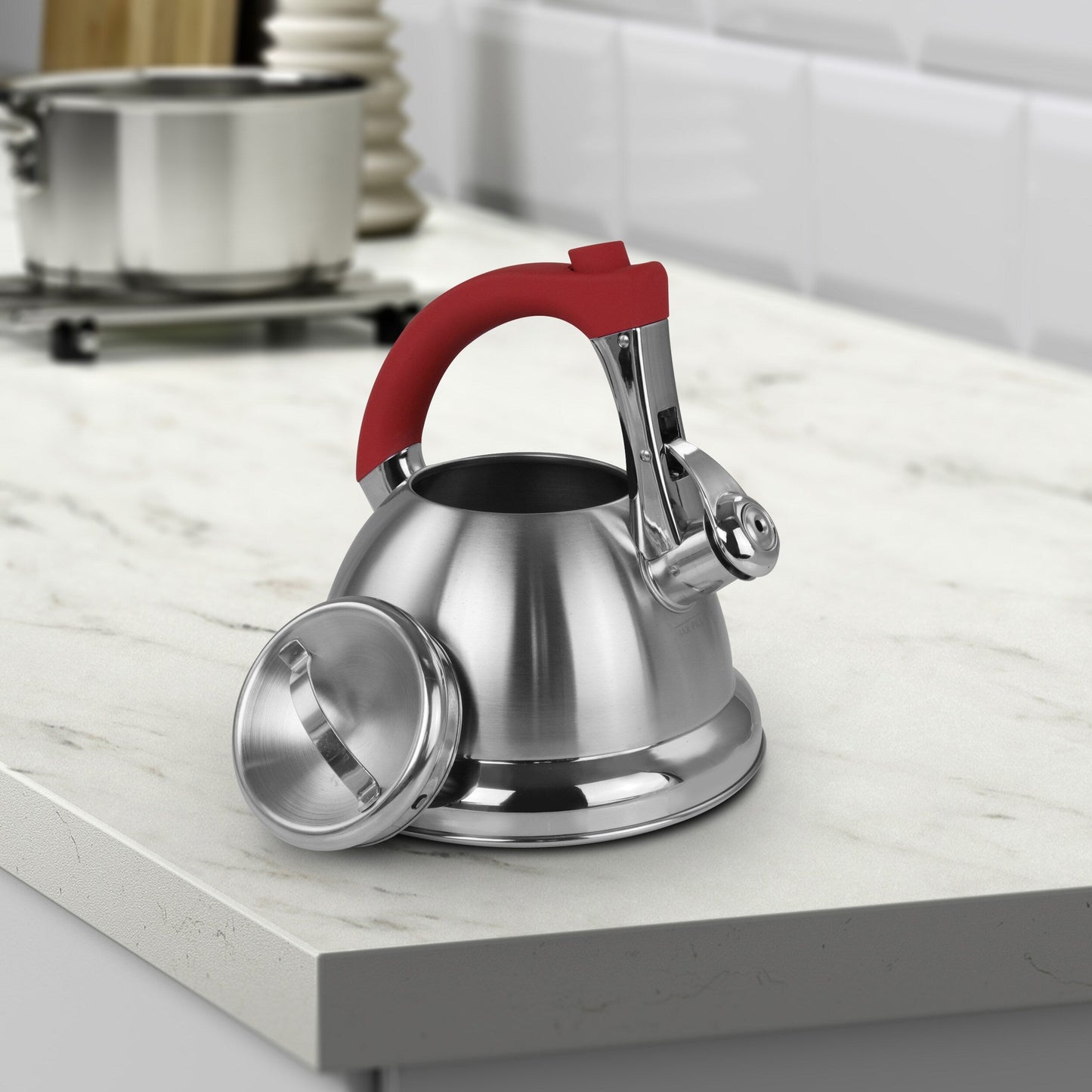 1,8 Quart Edelstahl-Pfeifkessel mit ergonomischem Griff und breiter Basis