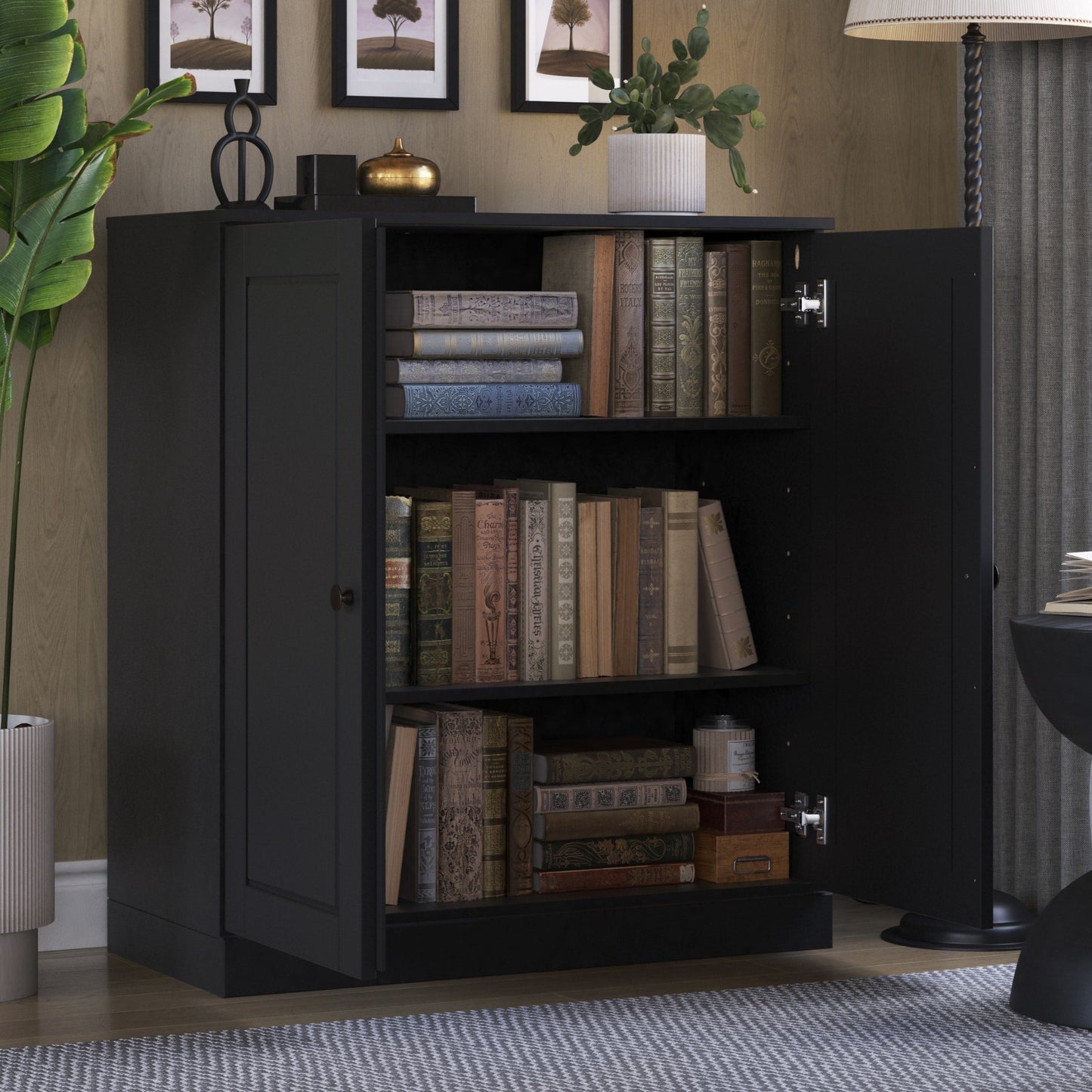 Bücherregal mit 3 Regalböden aus 100 % Massivholz und optionalen Türen von Palace Imports