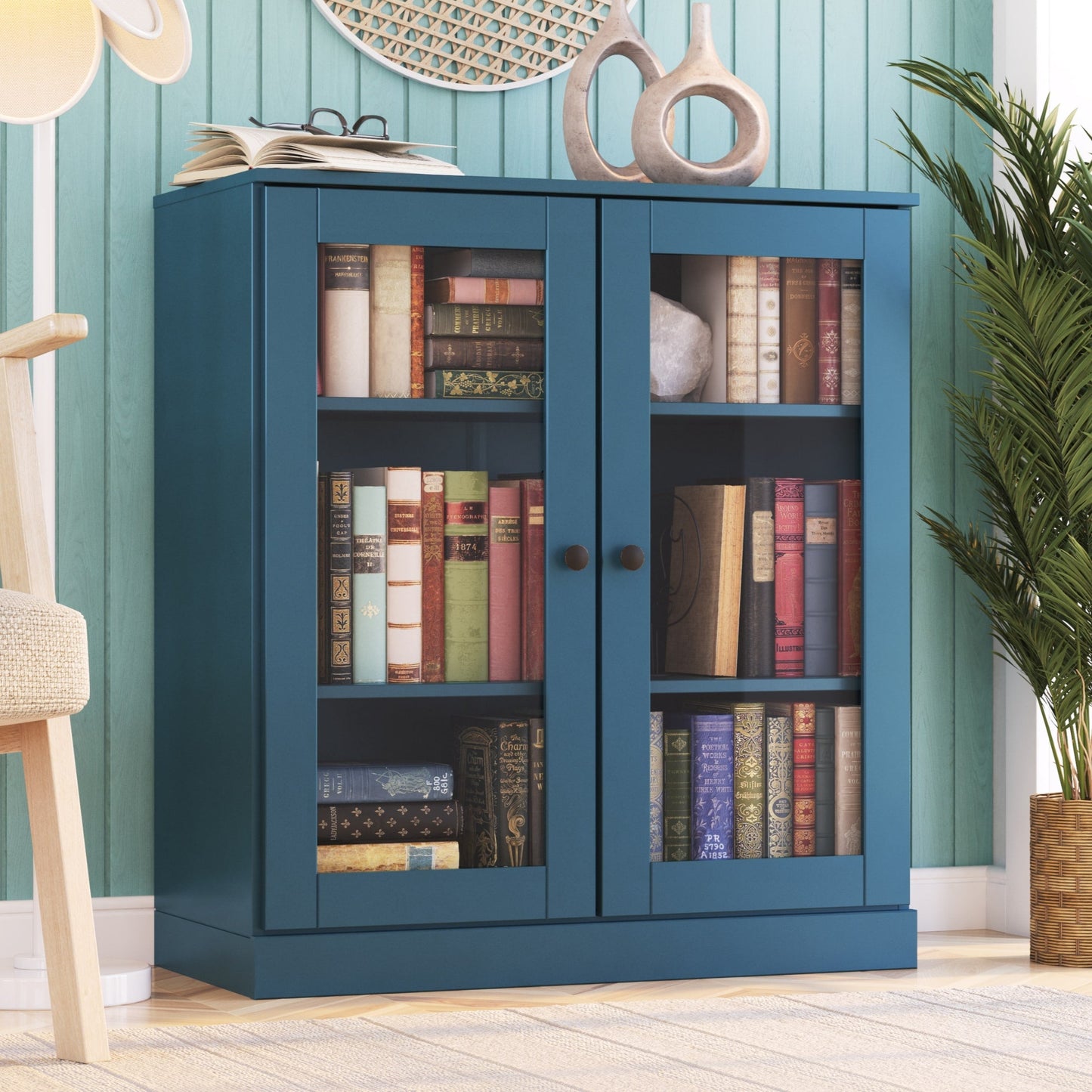 Bücherregal mit 3 Regalböden aus 100 % Massivholz und optionalen Türen von Palace Imports