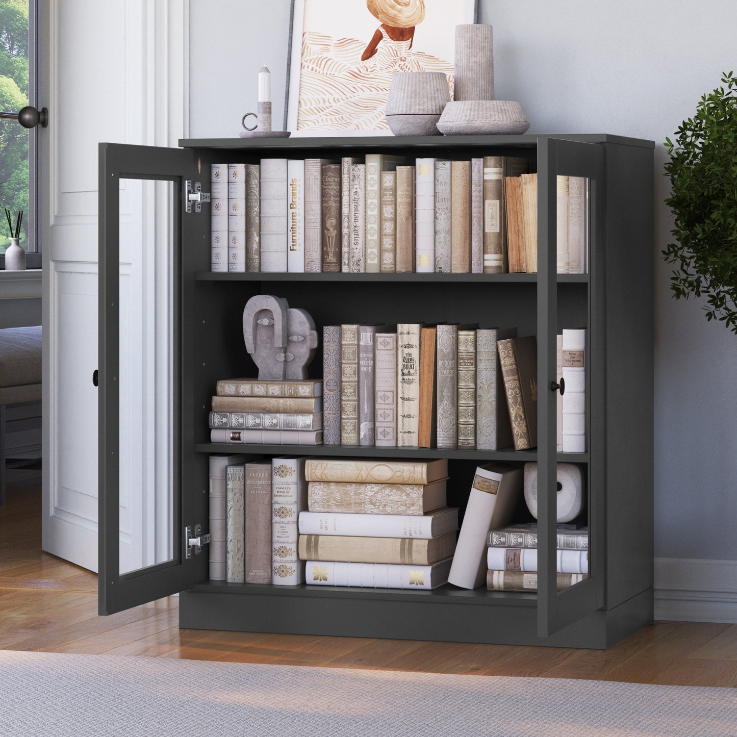 Bücherregal mit 3 Regalböden aus 100 % Massivholz und optionalen Türen von Palace Imports