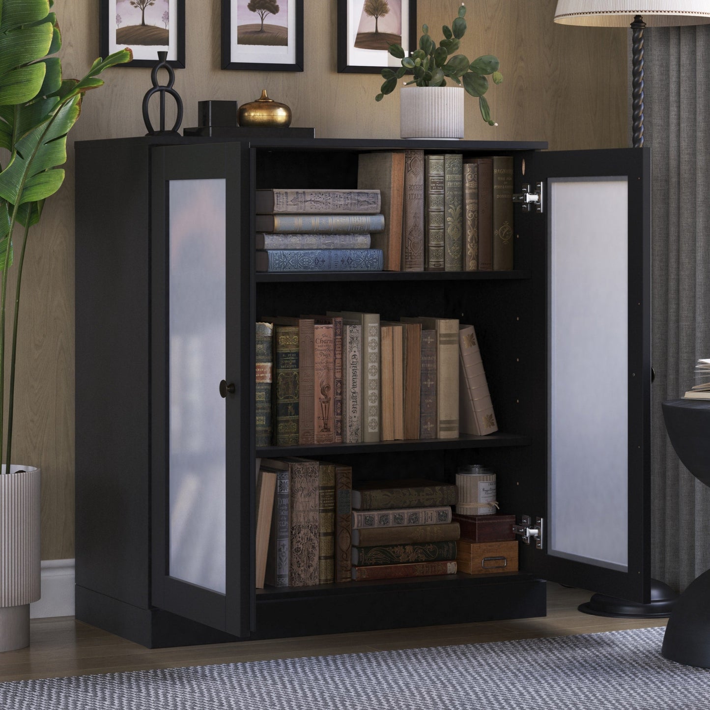 Bücherregal mit 3 Regalböden aus 100 % Massivholz und optionalen Türen von Palace Imports