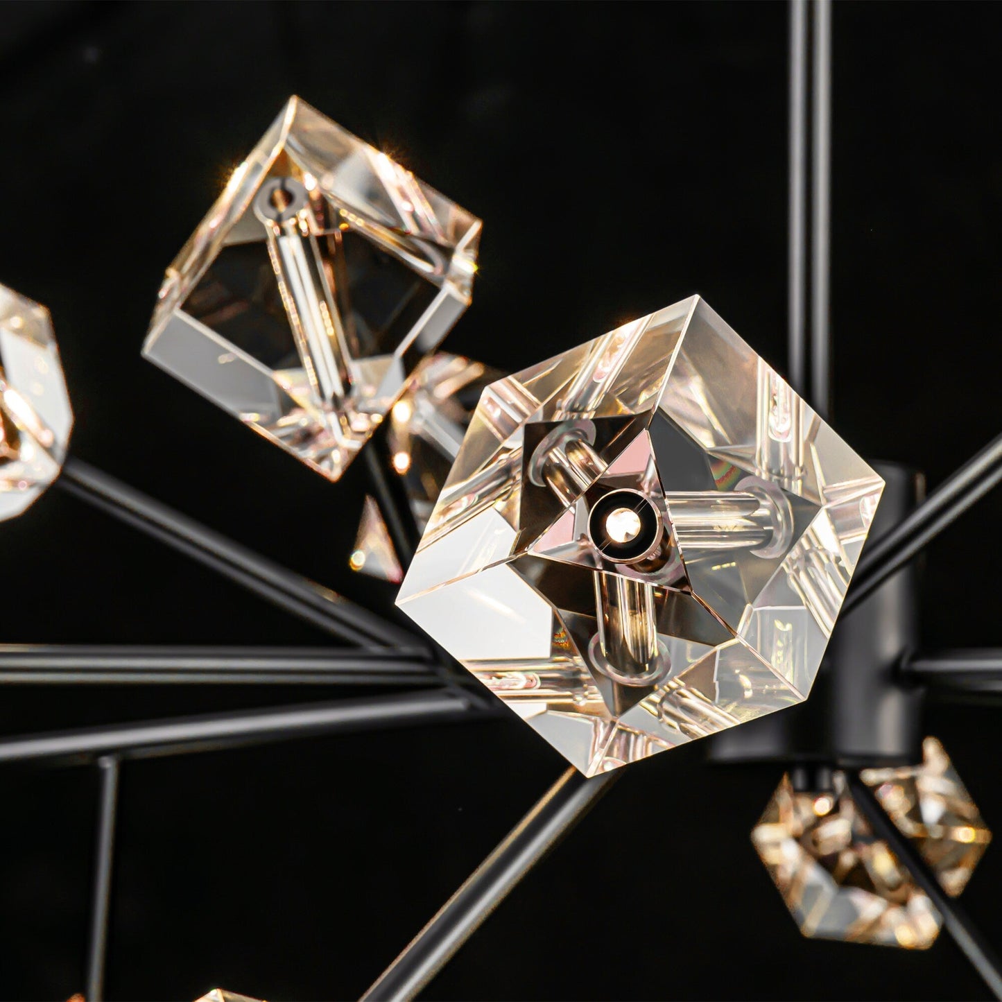 18-flammiger moderner, glamouröser, luxuriöser Sputnik-Kristall-Kronleuchter mit linearem Cluster für Esszimmer/Wohnzimmer