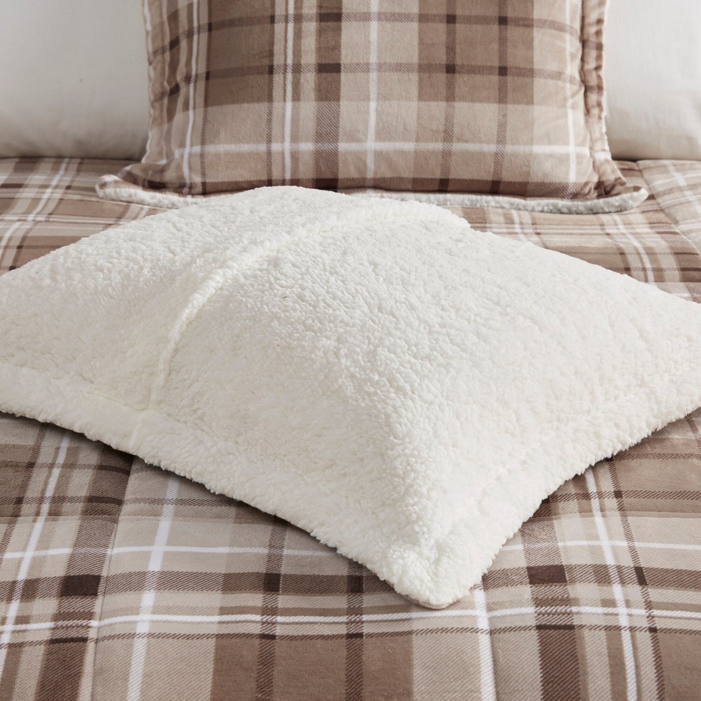 Woolrich Alton Bettdecken-Set, Alternative zu Plüsch und Sherpa-Daunen