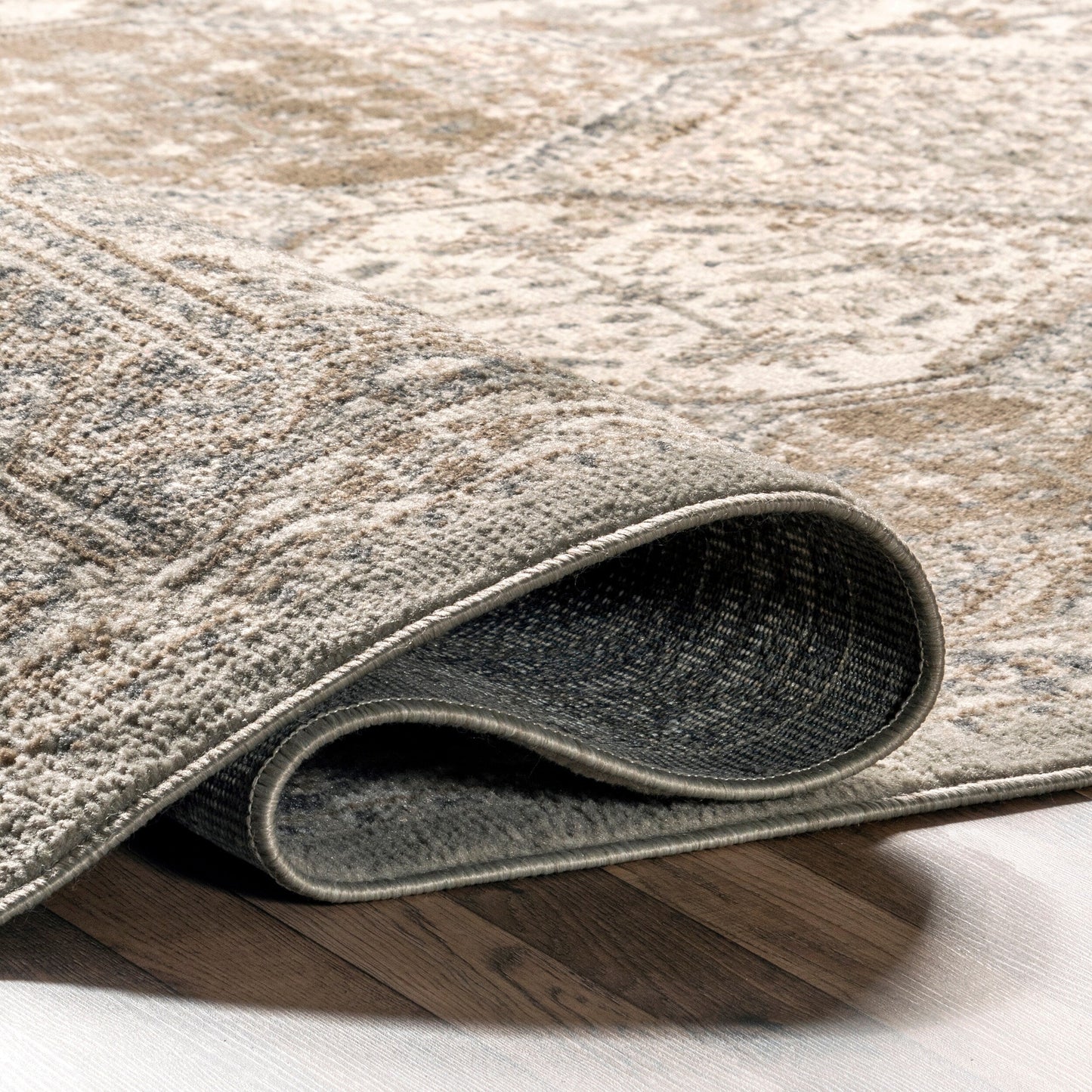 Nuloom Becca Traditioneller gefliester Teppich