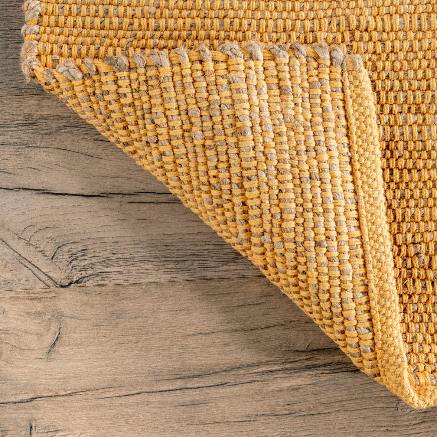 Nuloom Jacky Klassischer Teppich aus Jutemischung