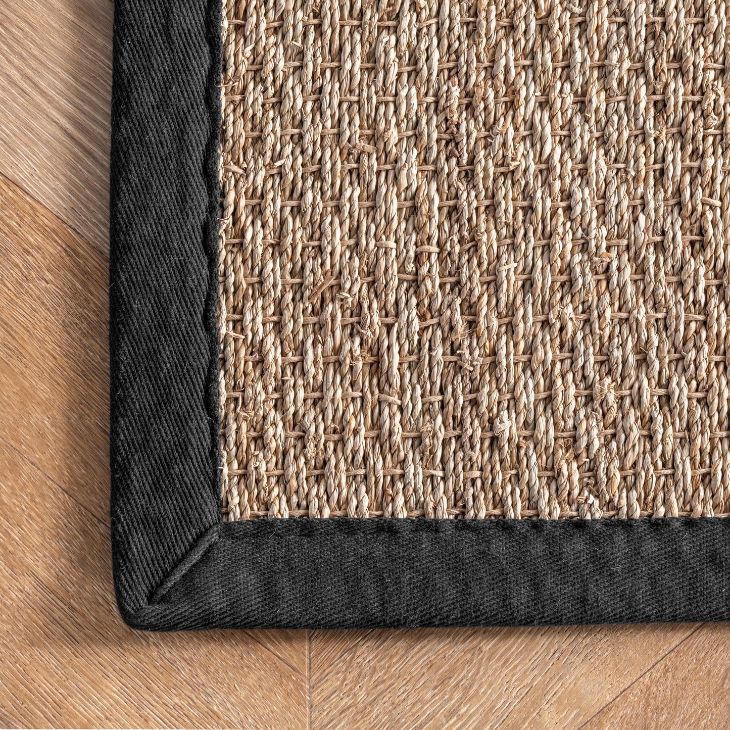 Nuloom Kiana Casual Teppich mit Seegrasrand