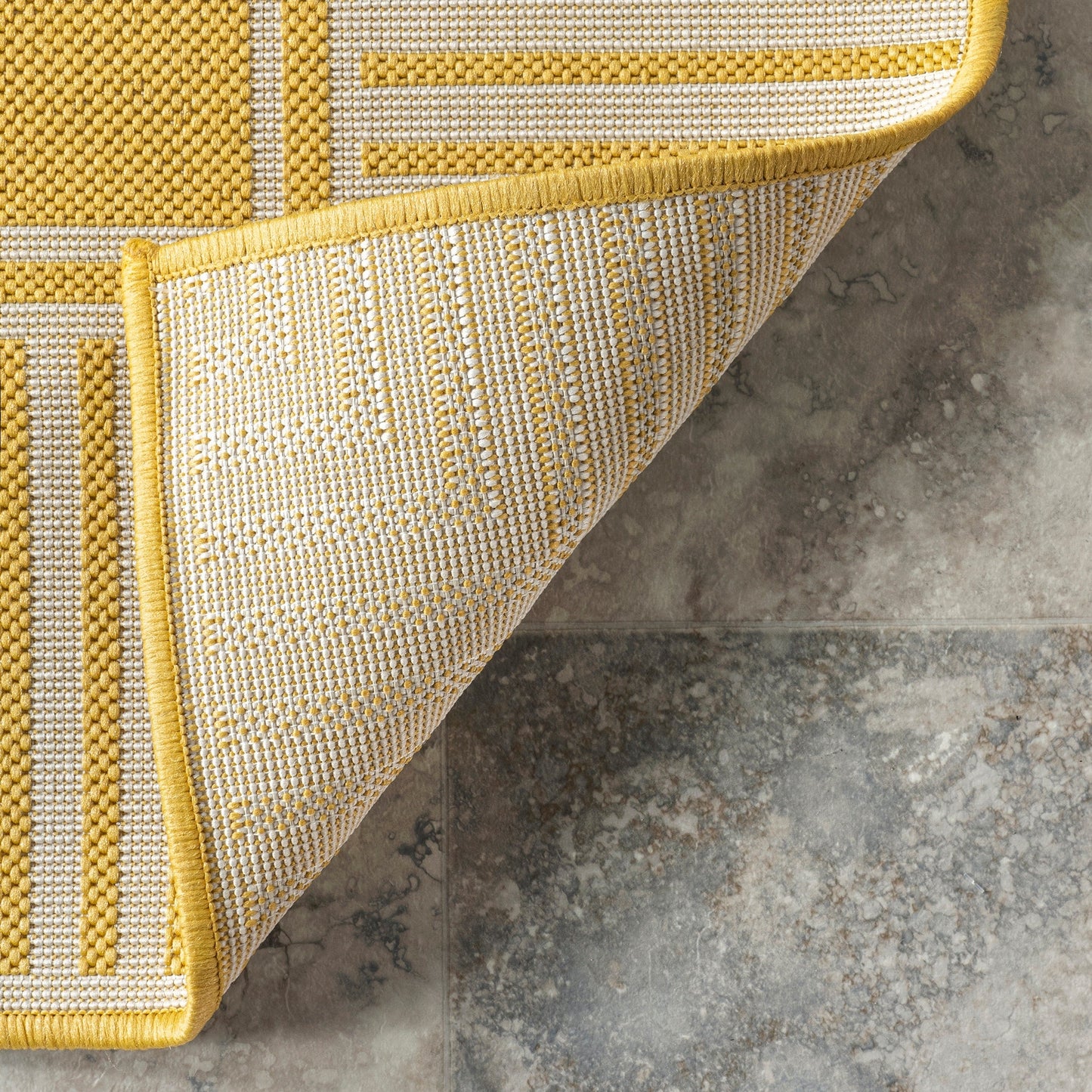 Nuloom Leah Classic Bordered Indoor/Outdoor-Teppich