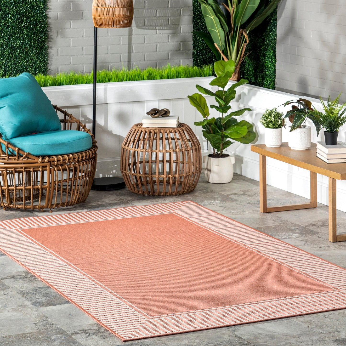 Nuloom Leah Classic Bordered Indoor/Outdoor-Teppich
