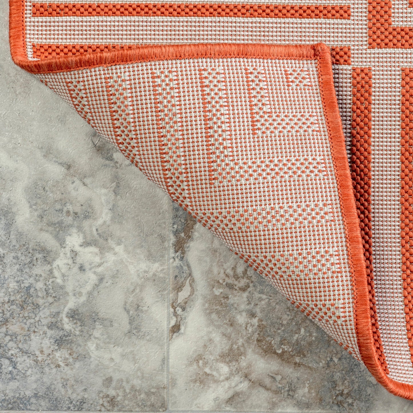 Nuloom Leah Classic Bordered Indoor/Outdoor-Teppich