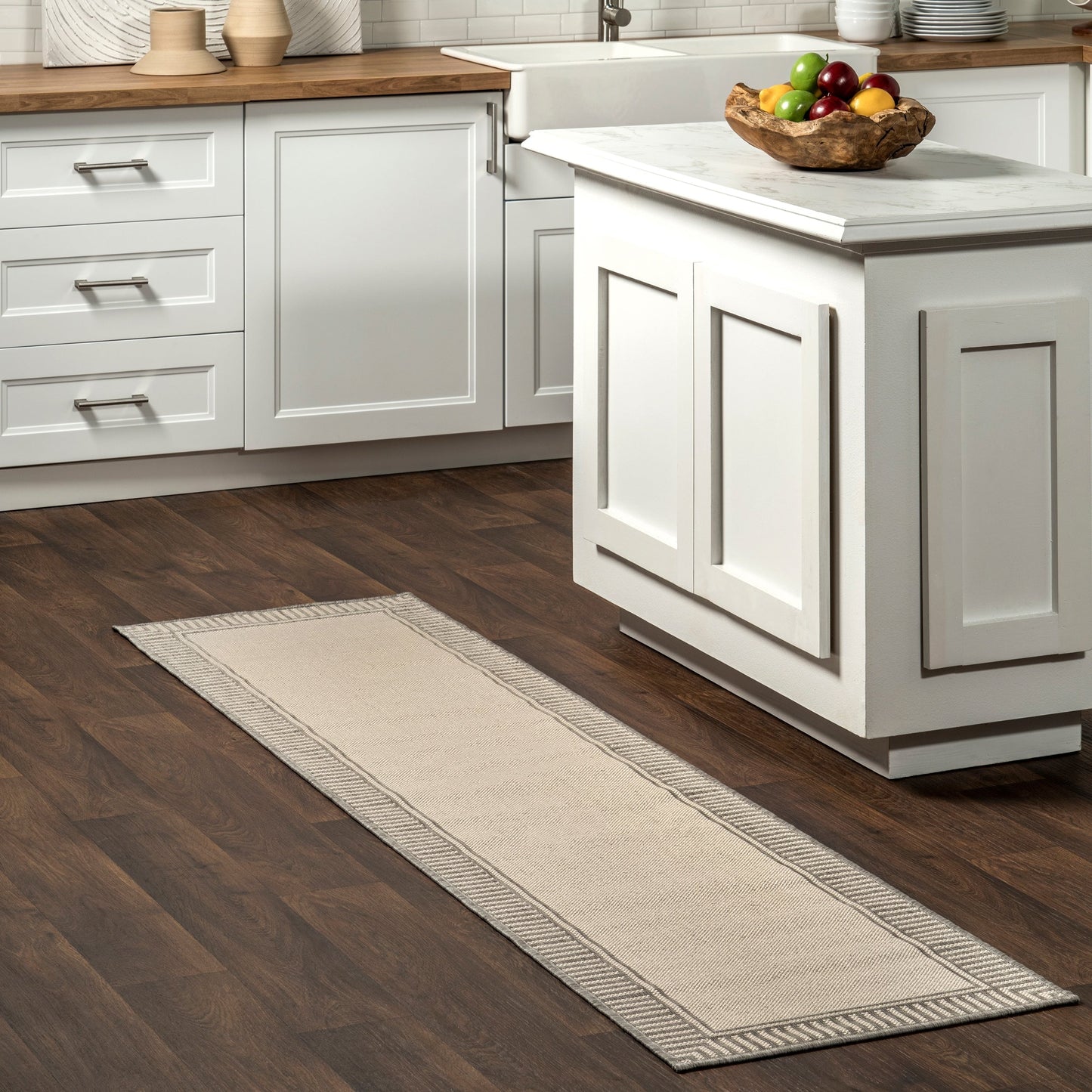 Nuloom Leah Classic Bordered Indoor/Outdoor-Teppich