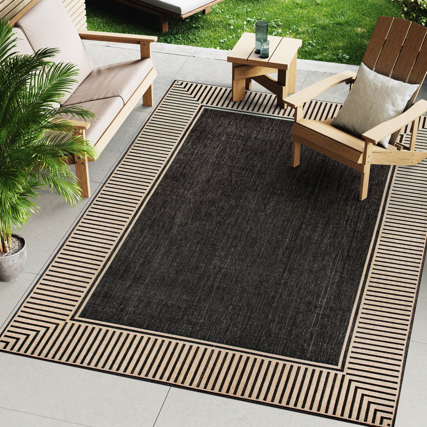 Nuloom Leah Classic Bordered Indoor/Outdoor-Teppich