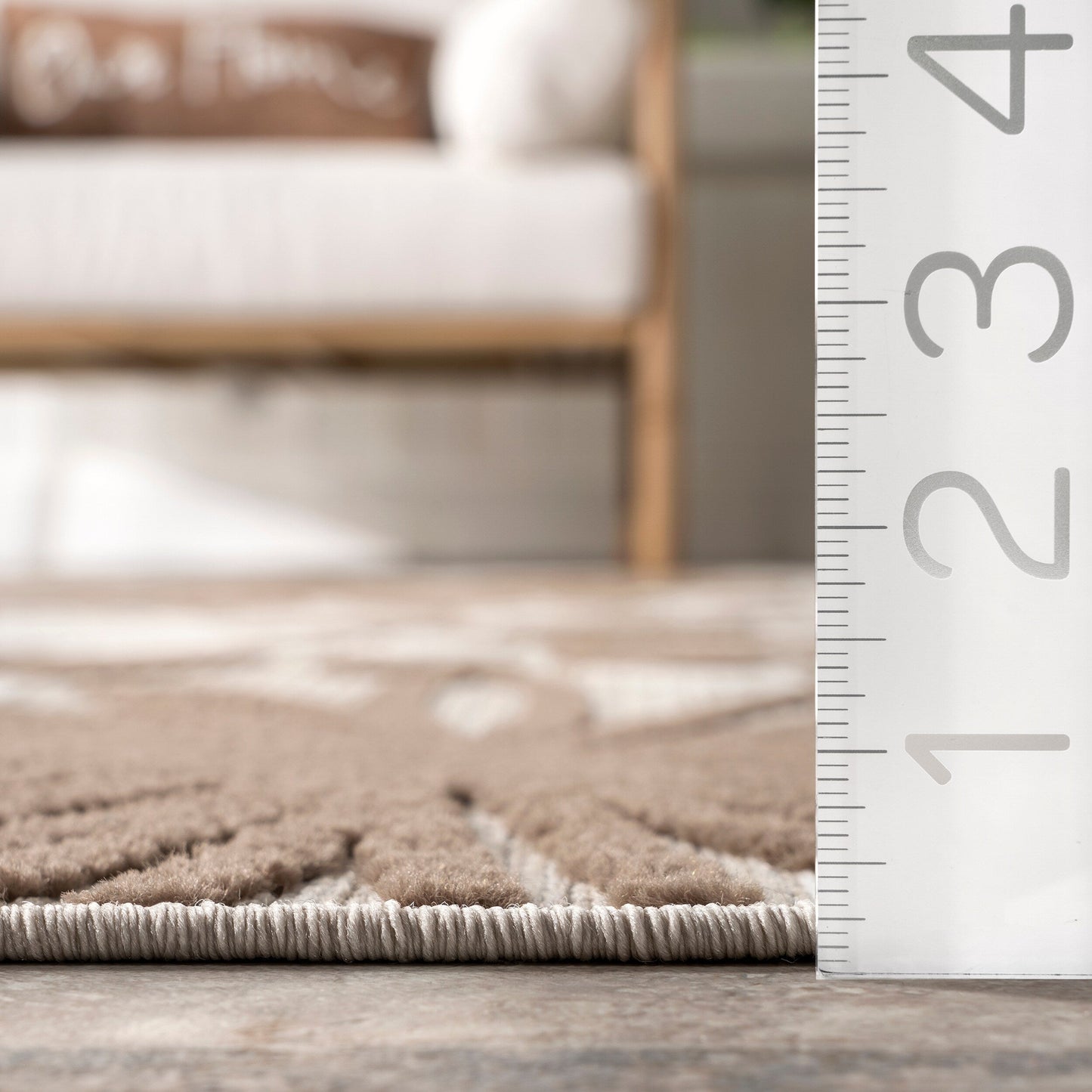 Nuloom Ronda Teppich für drinnen und draußen mit kräftigem Blumenmuster