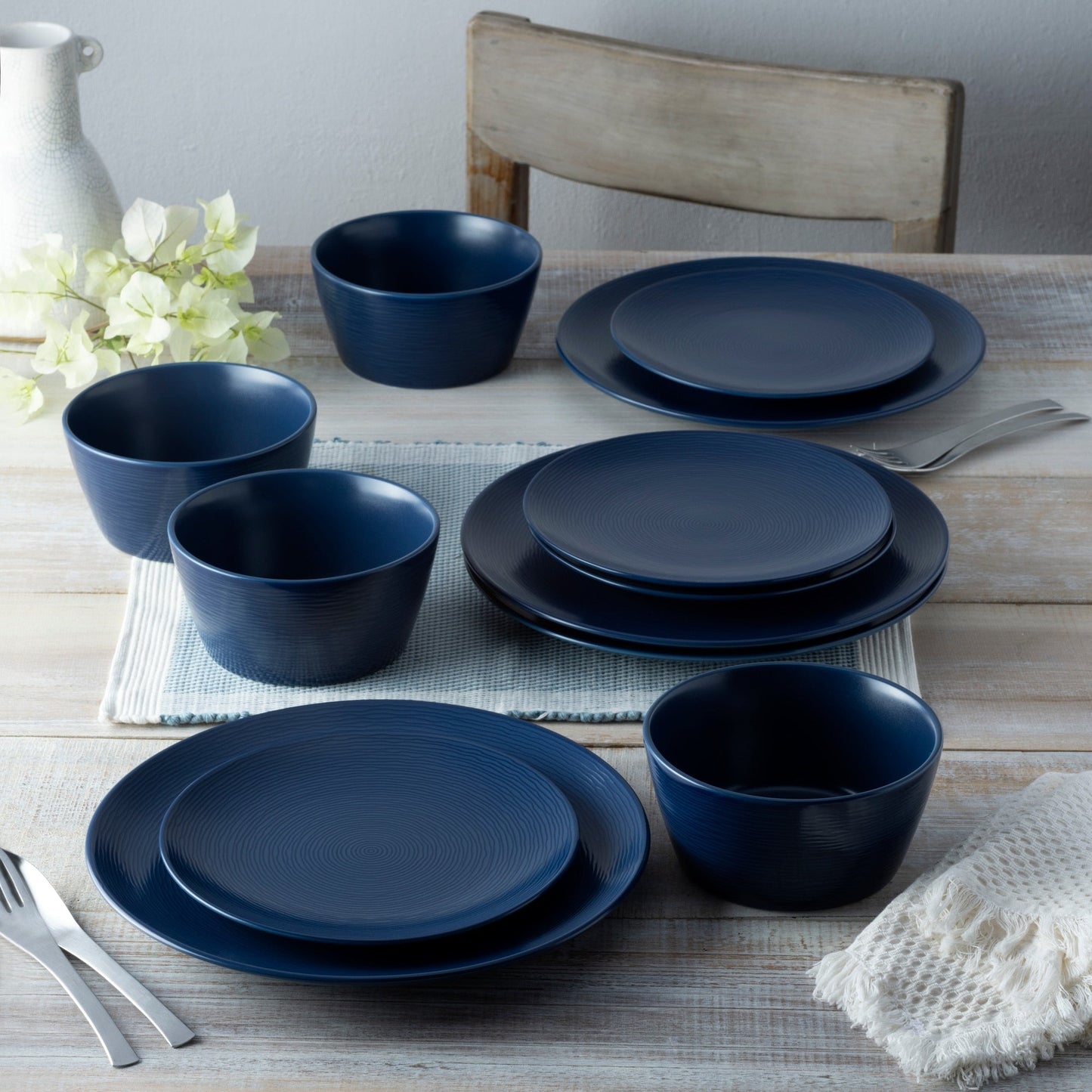 Noritake Colorscapes Swirl 12-teiliges Coupe-Geschirrset, Service für 4