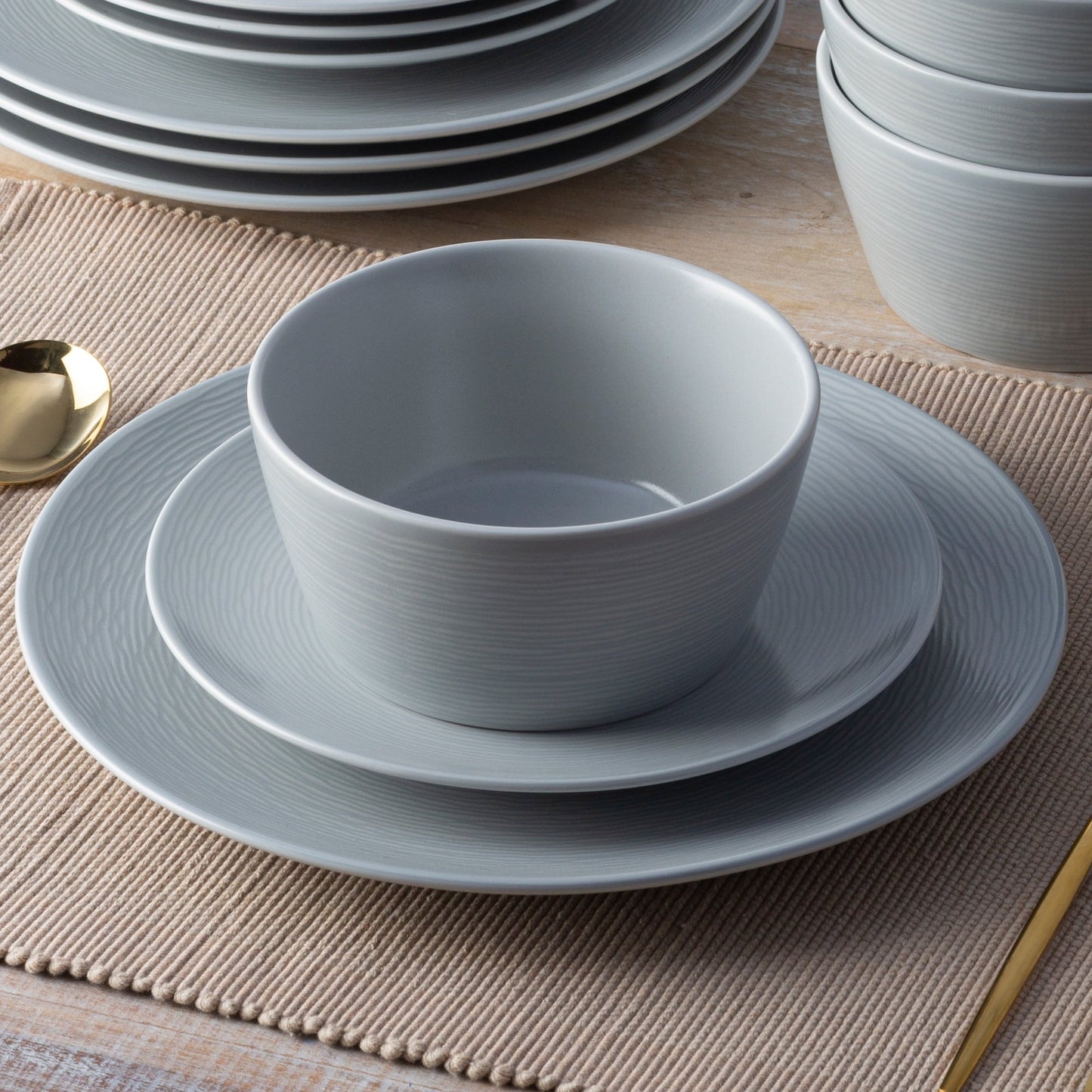 Noritake Colorscapes Swirl 12-teiliges Coupe-Geschirrset, Service für 4