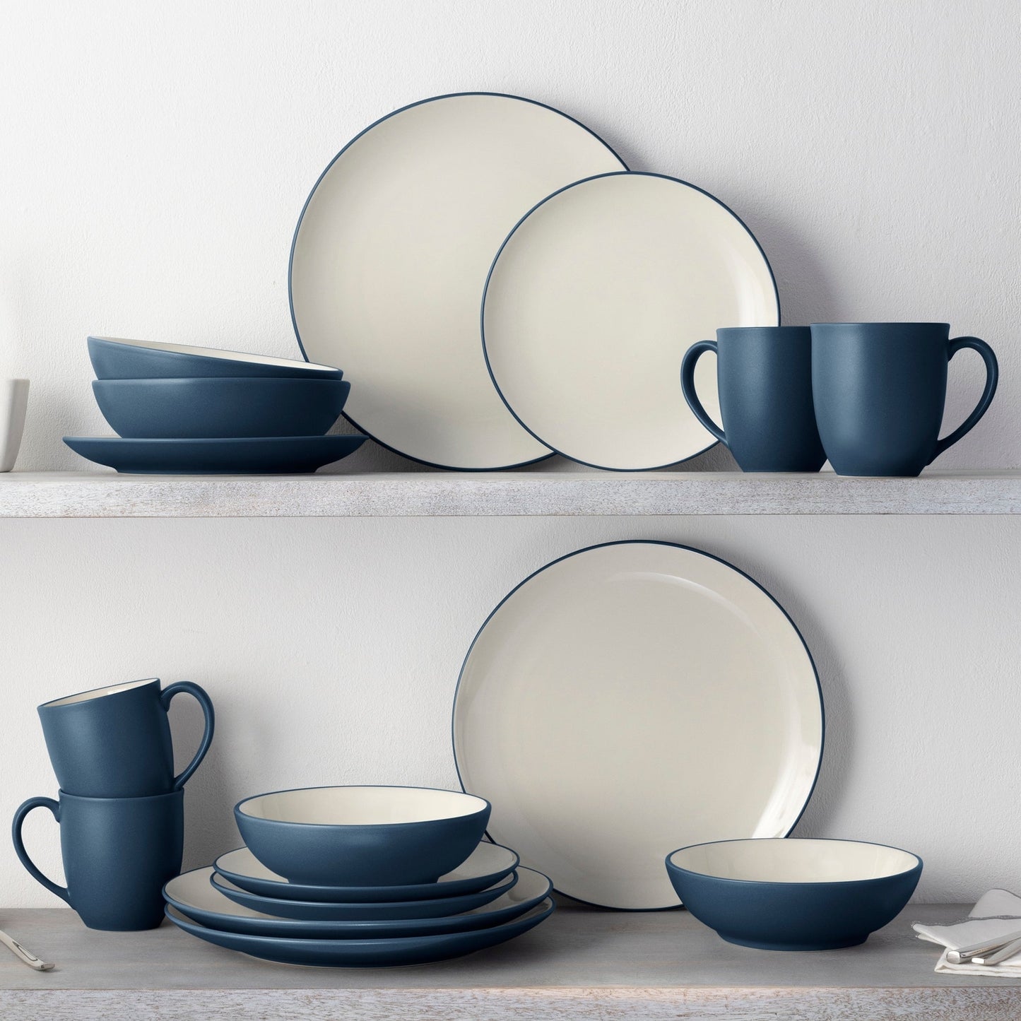 Noritake Colorwave 16-teiliges Coupe-Geschirrset, Service für 4