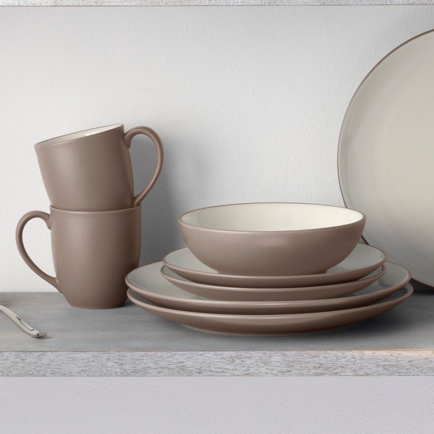 Noritake Colorwave 16-teiliges Coupe-Geschirrset, Service für 4