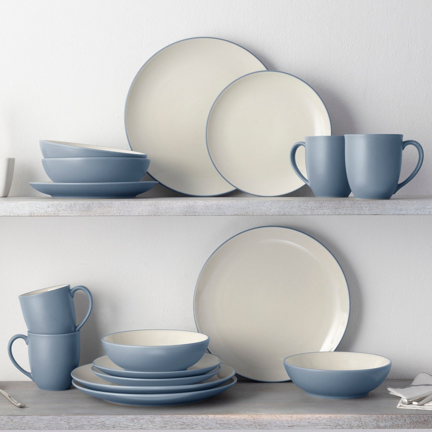 Noritake Colorwave 16-teiliges Coupe-Geschirrset, Service für 4