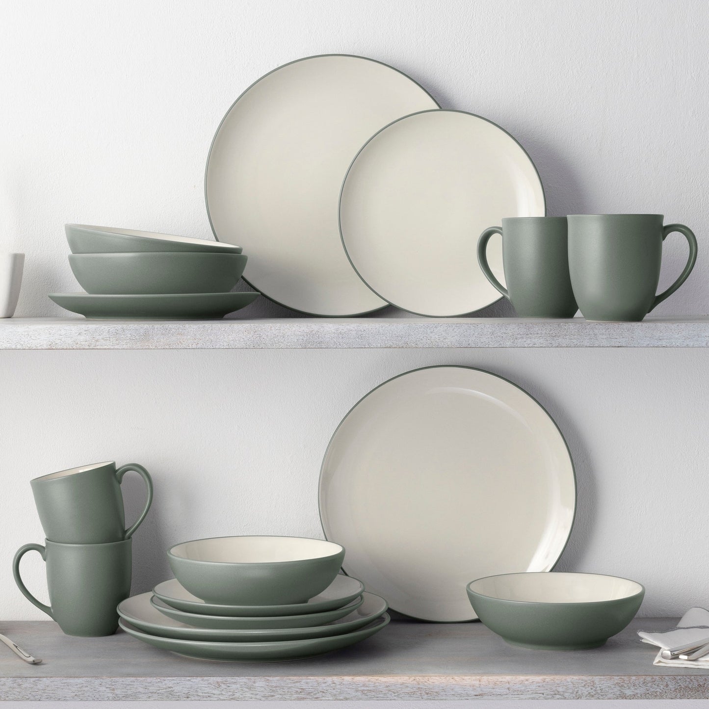 Noritake Colorwave 16-teiliges Coupe-Geschirrset, Service für 4