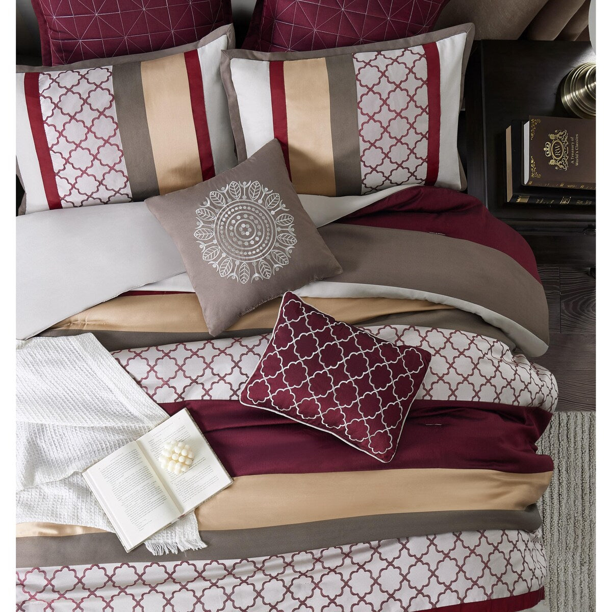 Nanshing Avalon Trellis 8-teiliges Bettdeckenset mit marokkanischem Druck