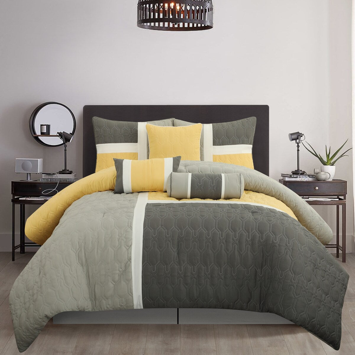 Nanshing Blake 7-teiliges modernes Colorblock-Bettdeckenset