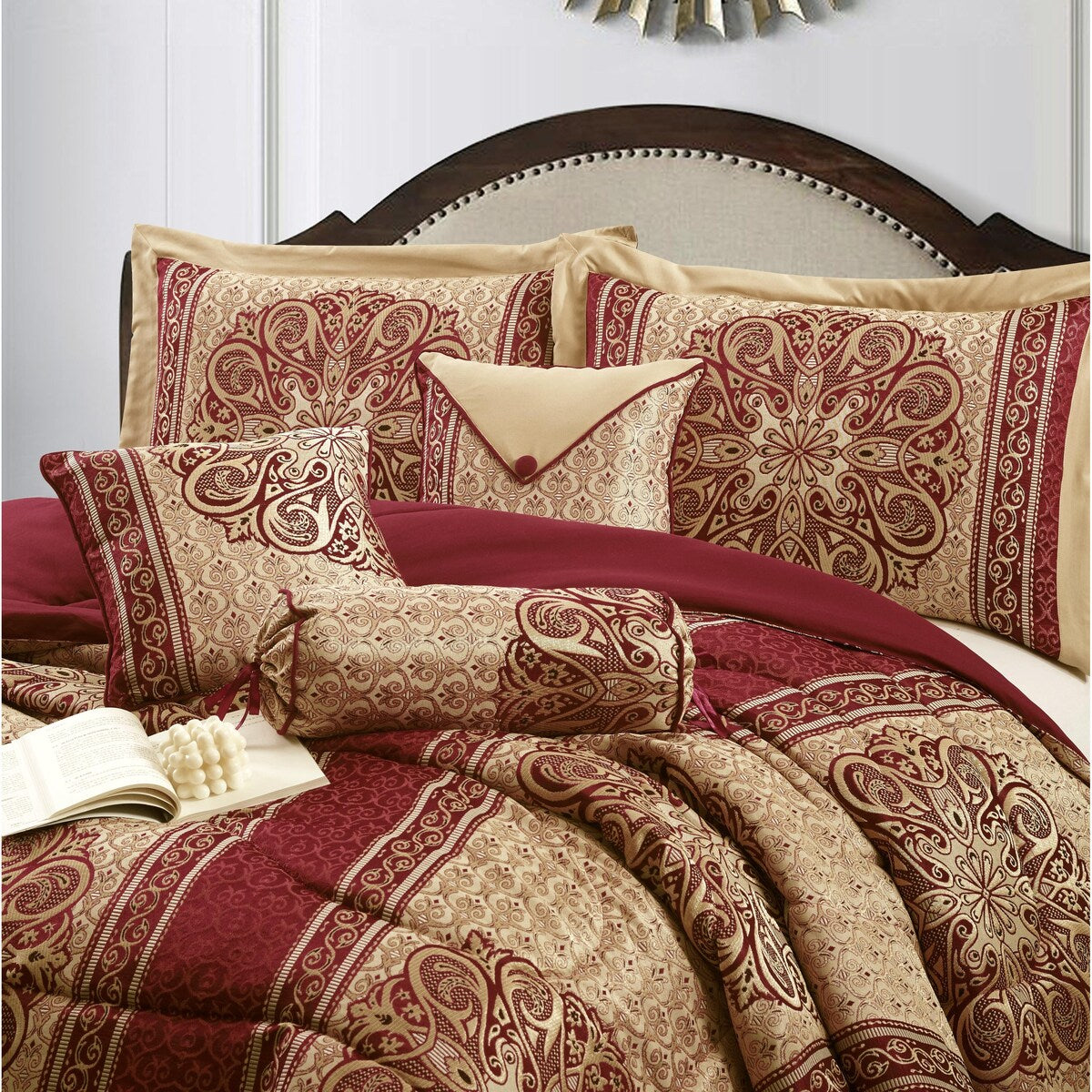 Nanshing Prince 7-teiliges elegantes Medaillon-Bettdeckenset