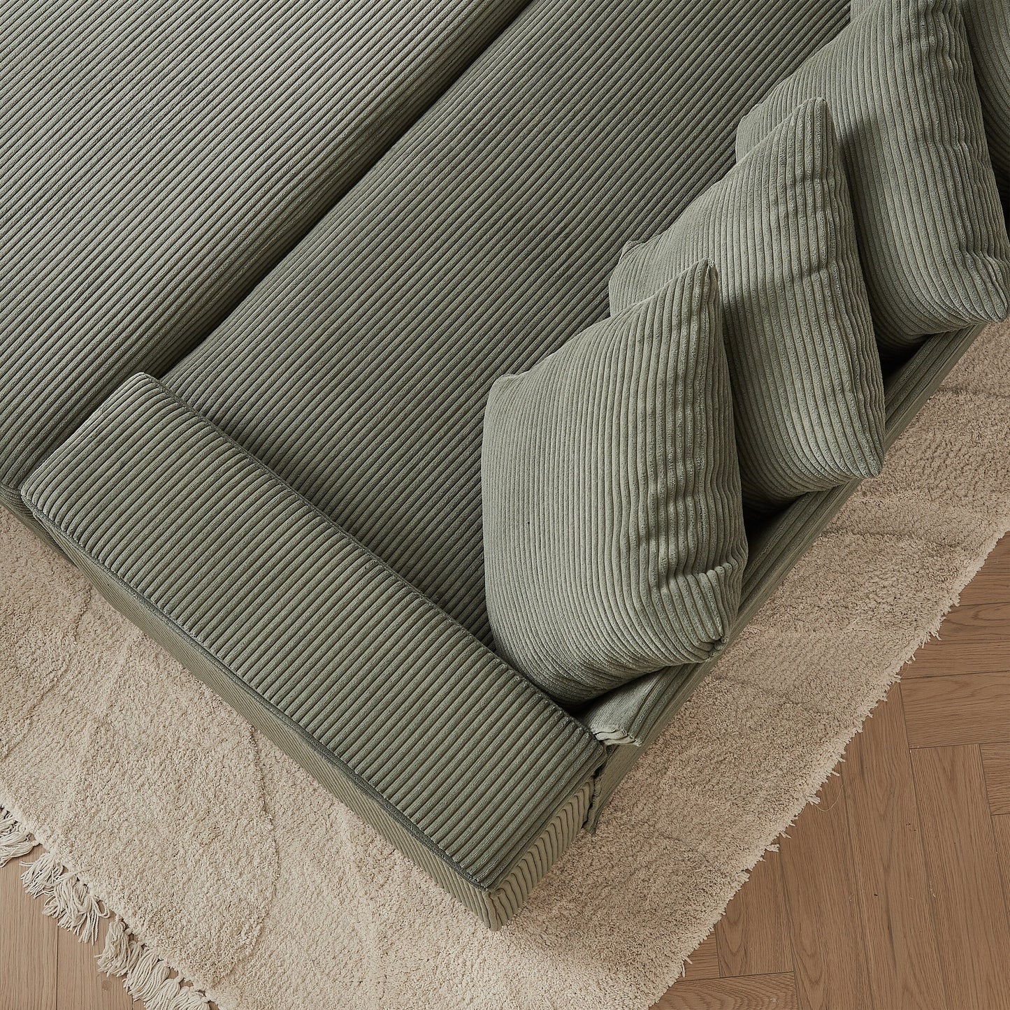 Luxury Sleeper Sofa Bed with Soft Cushion - Ultimate Comfort for Your Home