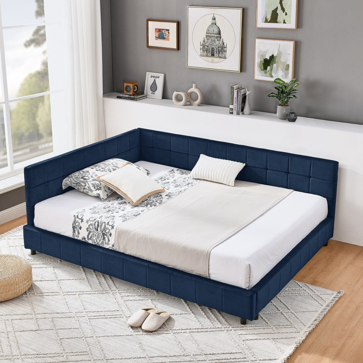 Luxury Sleeper Sofa Bed with Soft Cushion - Ultimate Comfort for Your Home