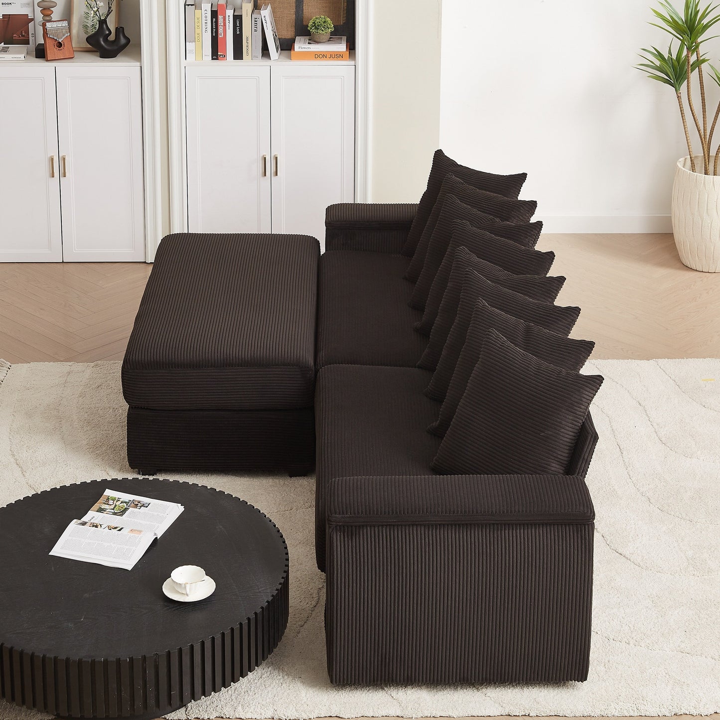 Luxury Sleeper Sofa Bed with Soft Cushion - Ultimate Comfort for Your Home