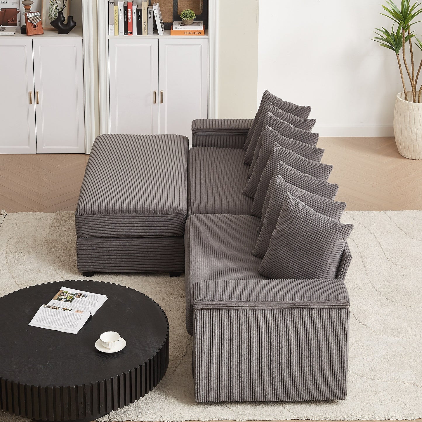 Luxury Sleeper Sofa Bed with Soft Cushion - Ultimate Comfort for Your Home