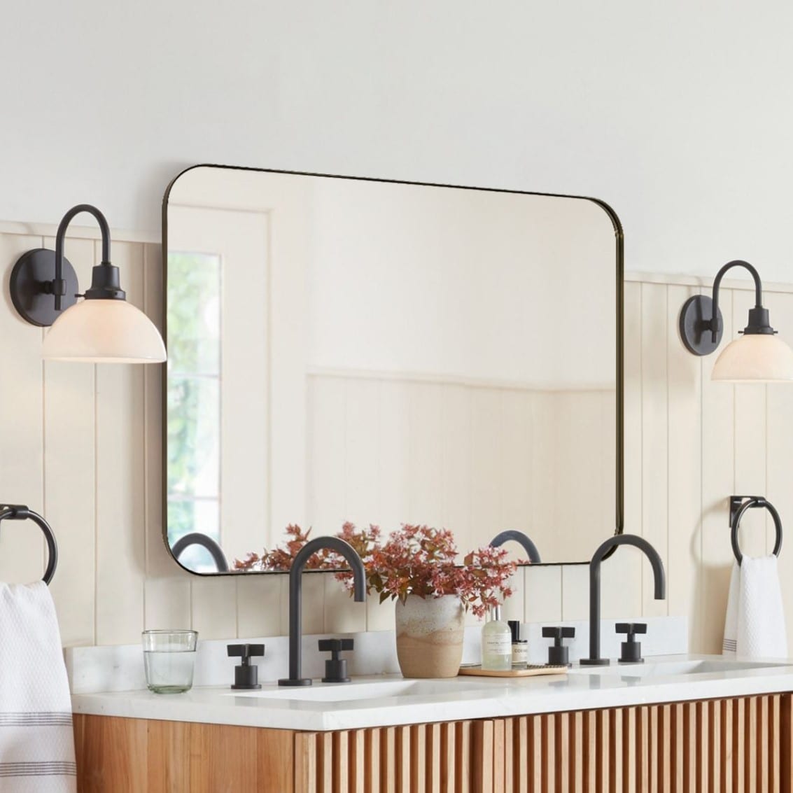 TEHOME Mid-Century Modern Chic Metall Abgerundete Wandspiegel