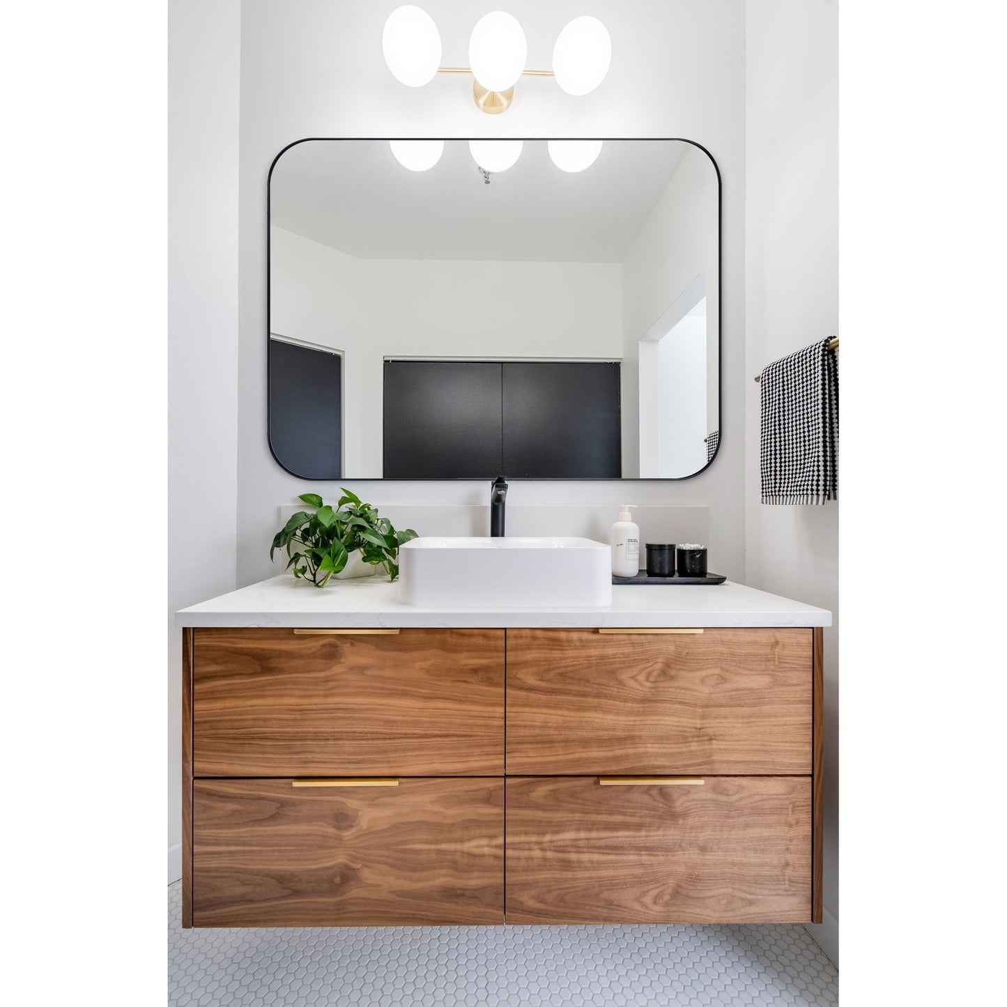 TEHOME Mid-Century Modern Chic Metall Abgerundete Wandspiegel