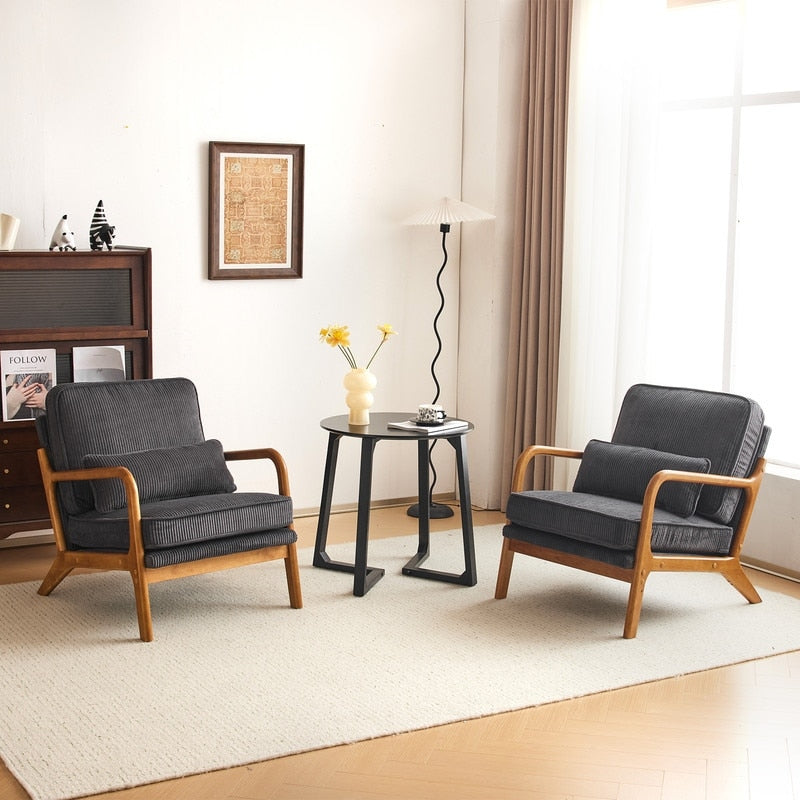 Gepolsterter Akzentstuhl im Mid-Century-Modern-Stil