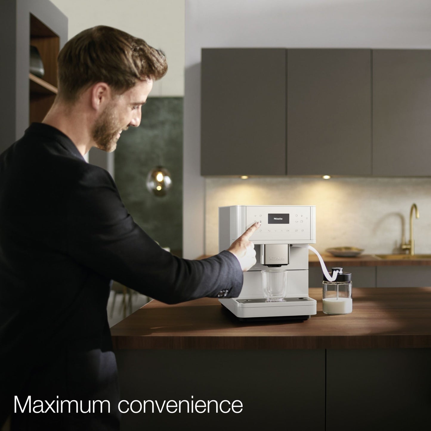 Miele CM 6160 MilkPerfection Standkaffeemaschine - Lotusweiß