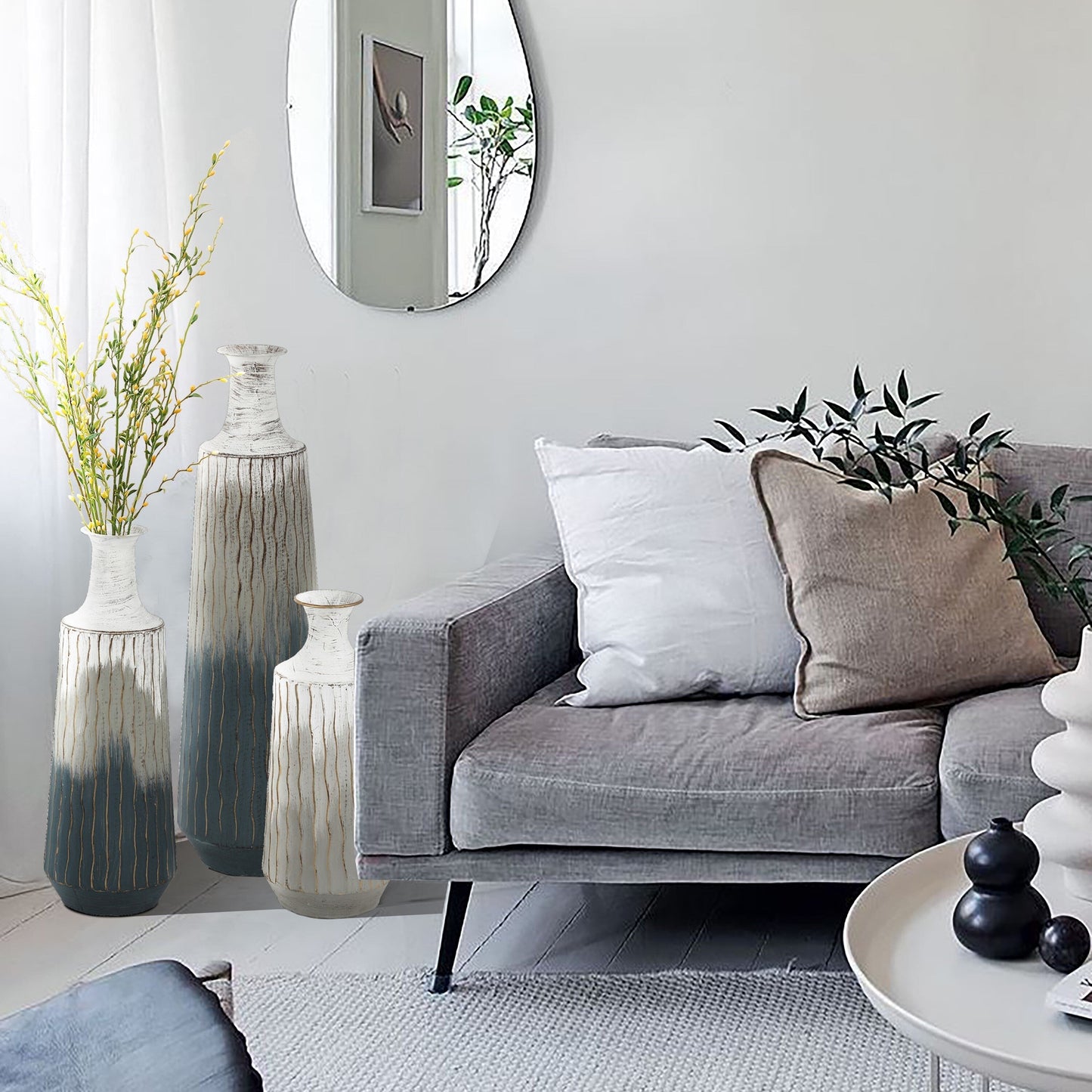 Mehrfarbige Flaschenvasen aus Metall mit Ombre-Muster (3er-Set)