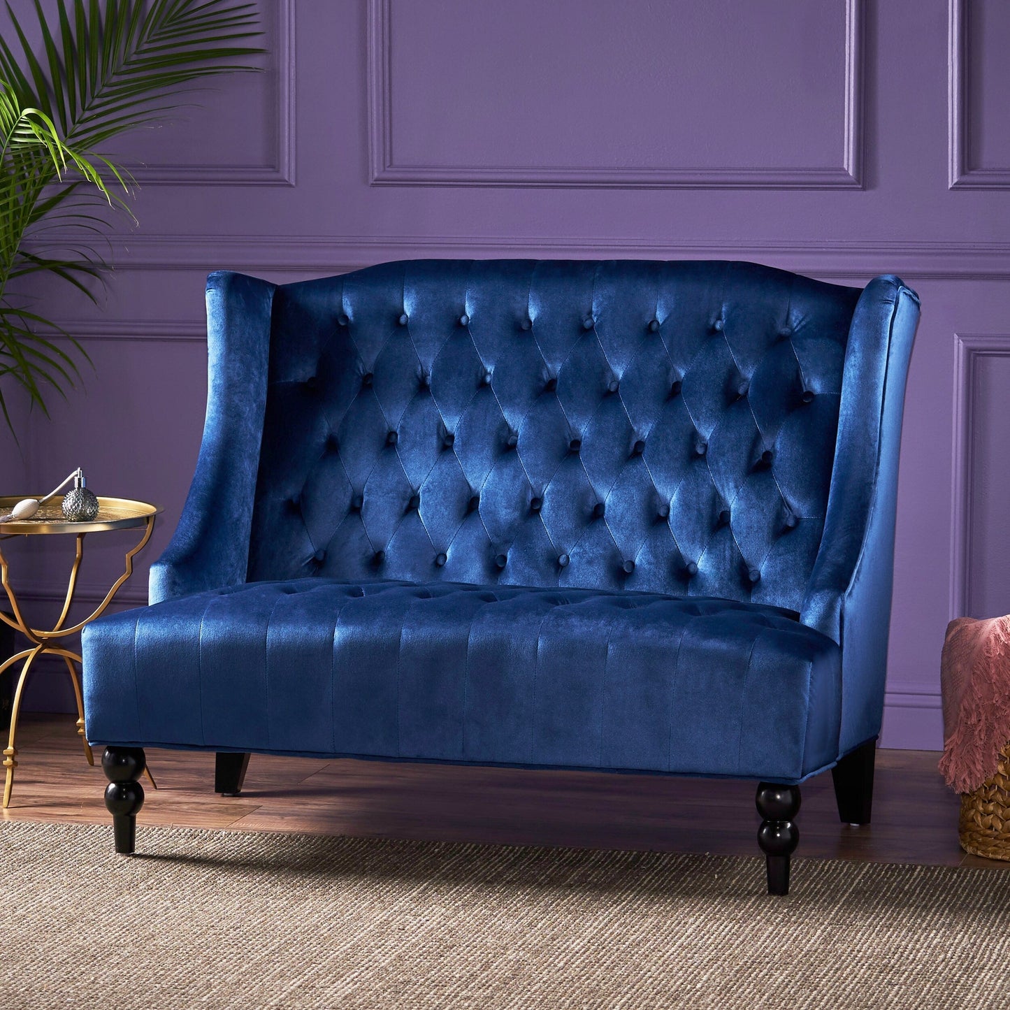 Marineblaues 50.25 Samt-Sofa mit Knopfheftung, hohes Ohrensessel-Sofa mit Holzbeinen für das Wohnzimmer