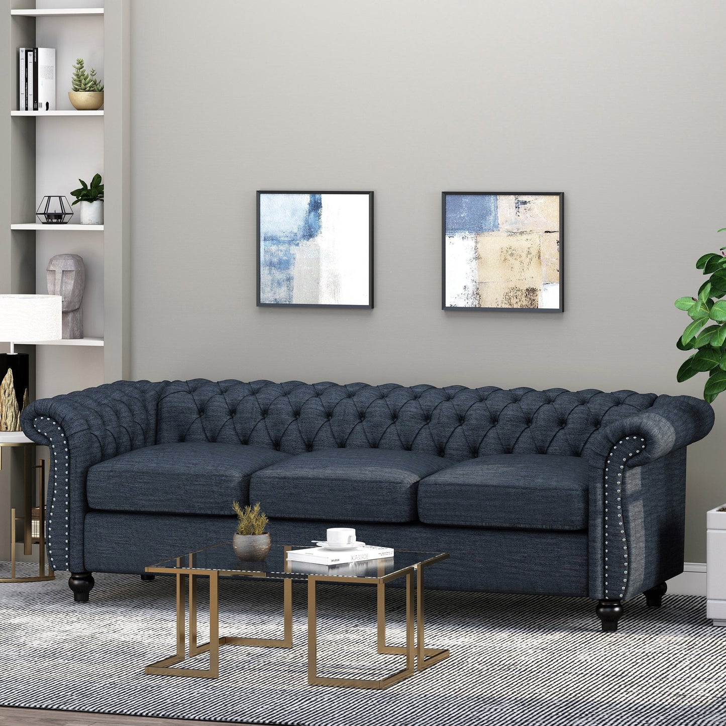 Marineblaues Chesterfield 84.75 3-Sitzer-Sofa mit Knopfheftung, Nagelköpfen und Holzbeinen