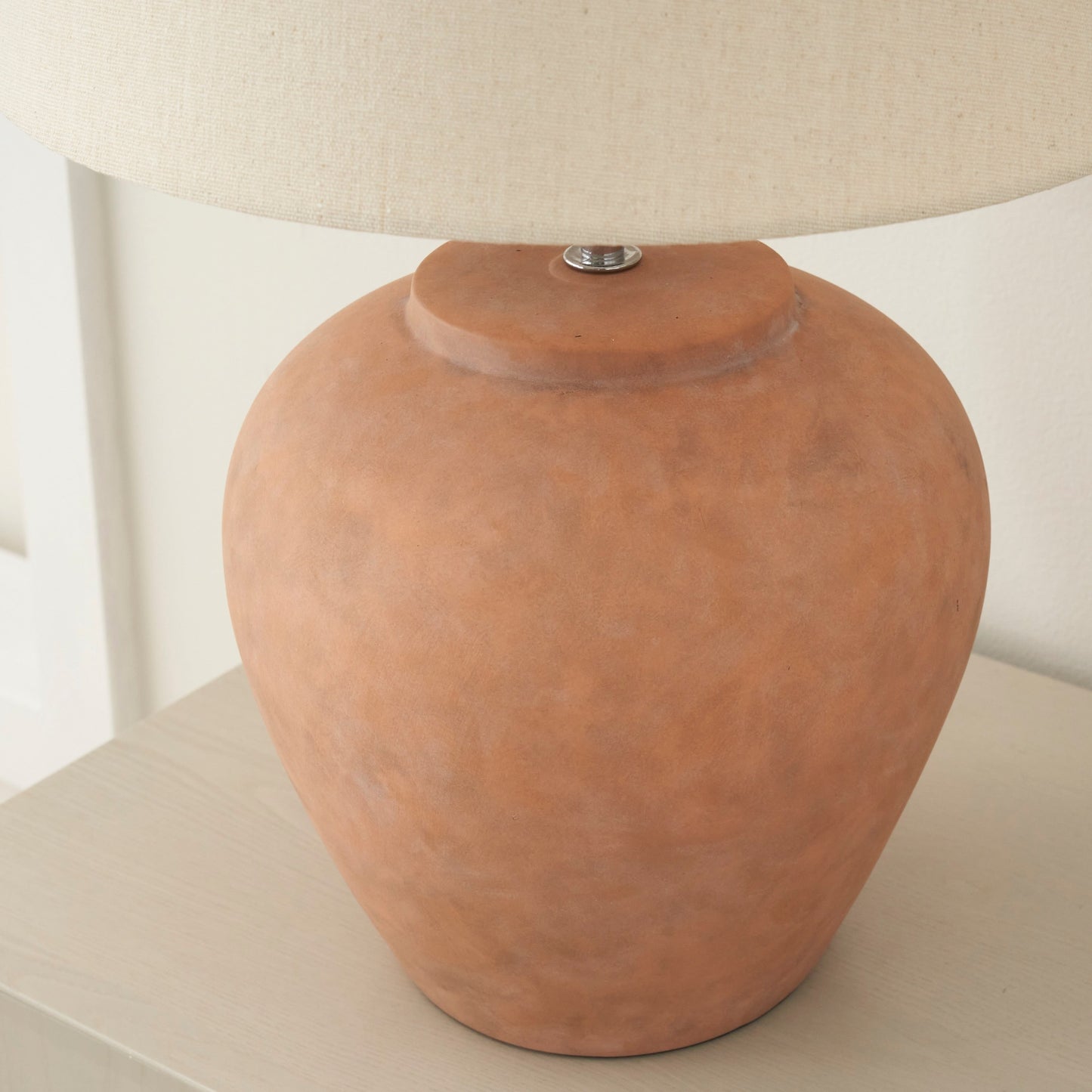 Nourison 20 Rustikale Keramiktopf-Tischlampe