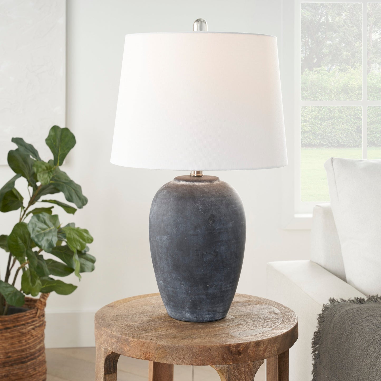 Nourison 23 Tischlampe aus unglasierter Keramik im Glas