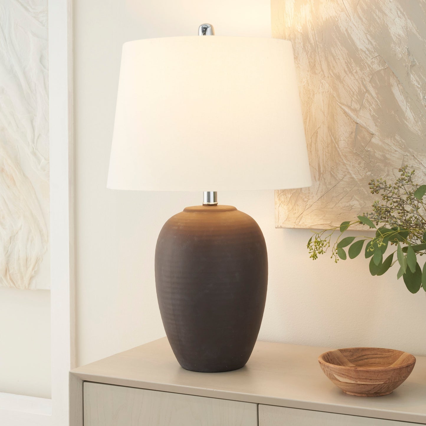 Nourison 23 Tischlampe aus unglasierter Keramik im Glas
