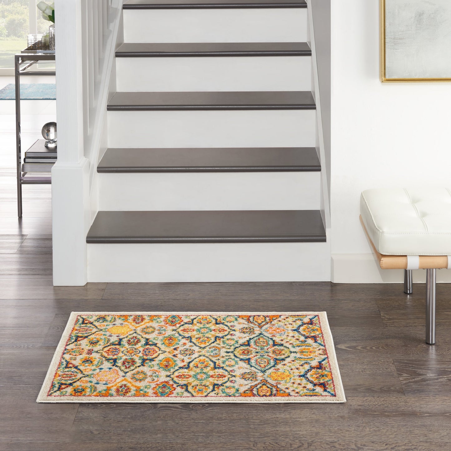 Nourison Allur Moderner Boho-Teppich mit Blumenmedaillon
