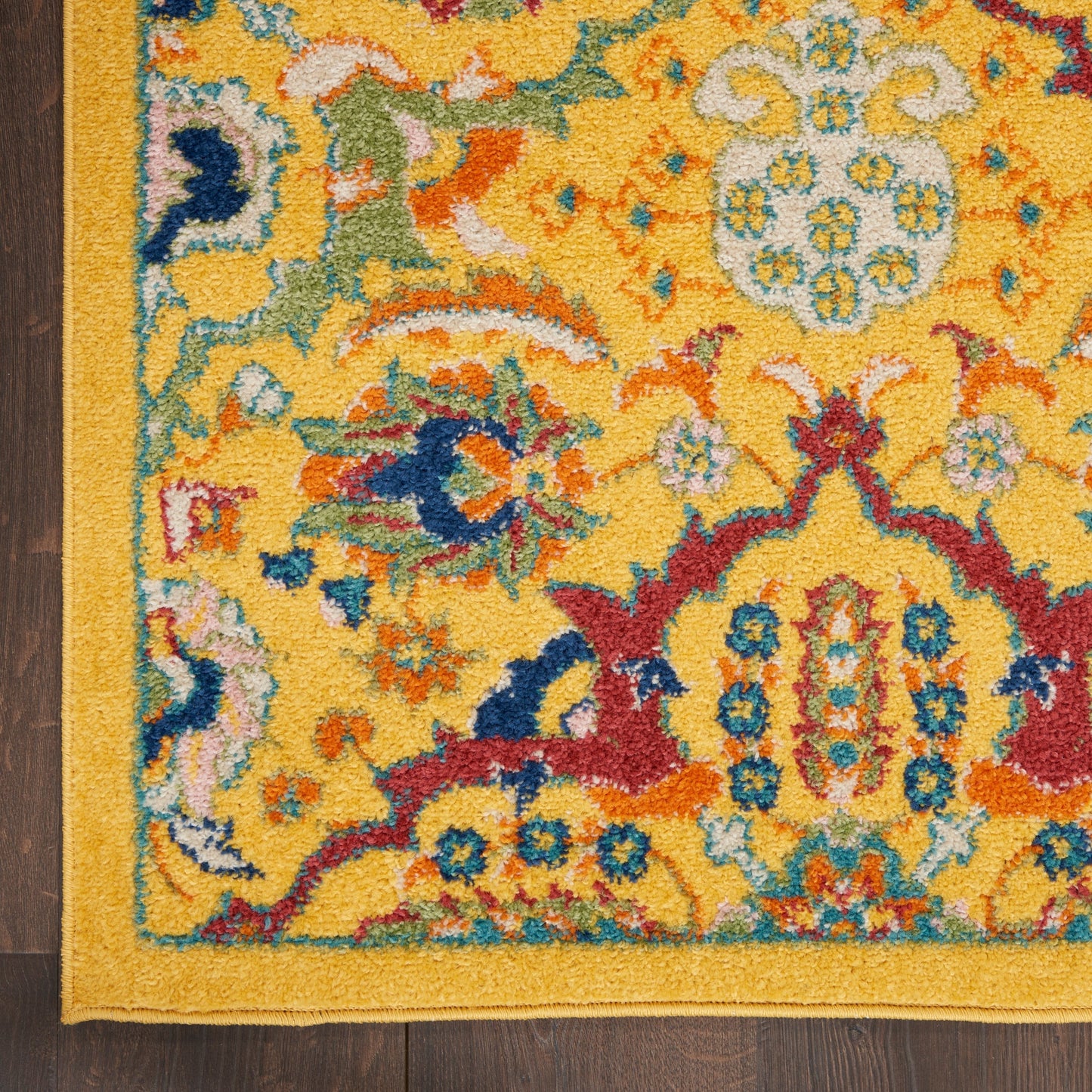 Nourison Allur Moderner Boho-Teppich mit Blumenmedaillon