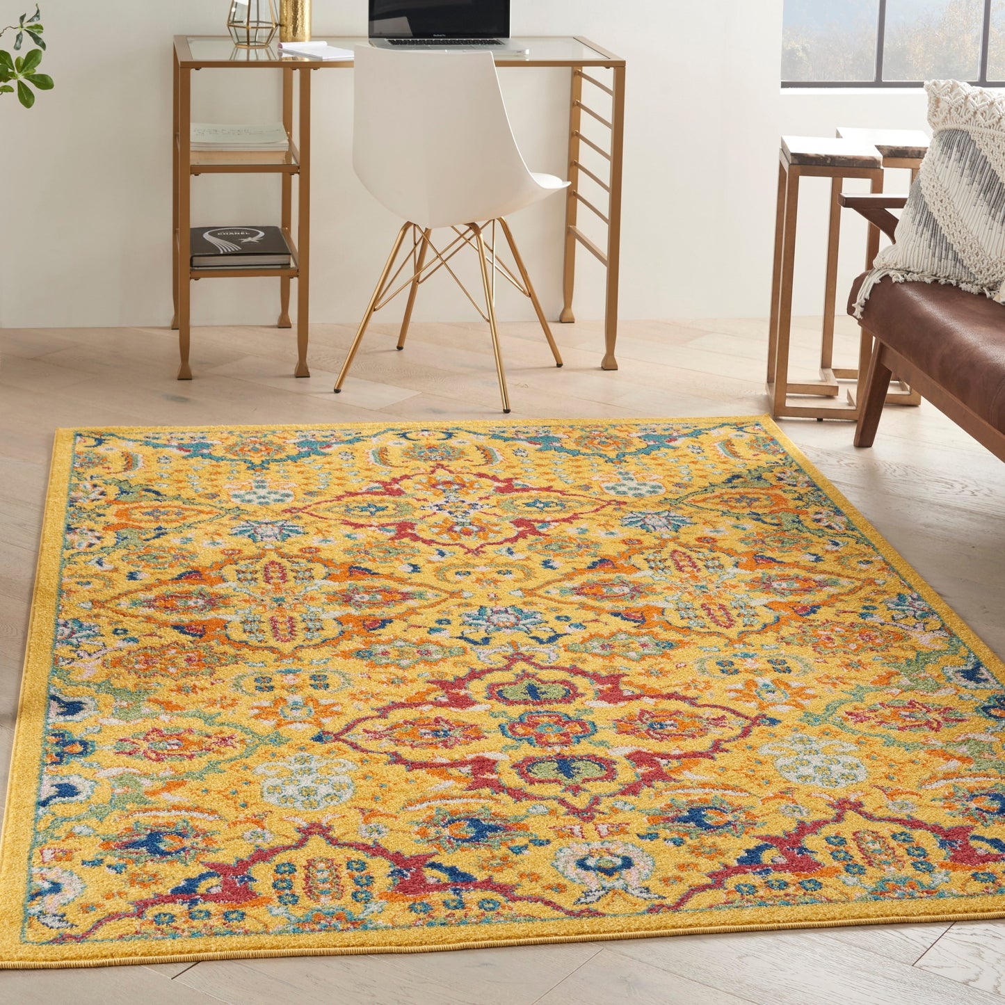 Nourison Allur Moderner Boho-Teppich mit Blumenmedaillon