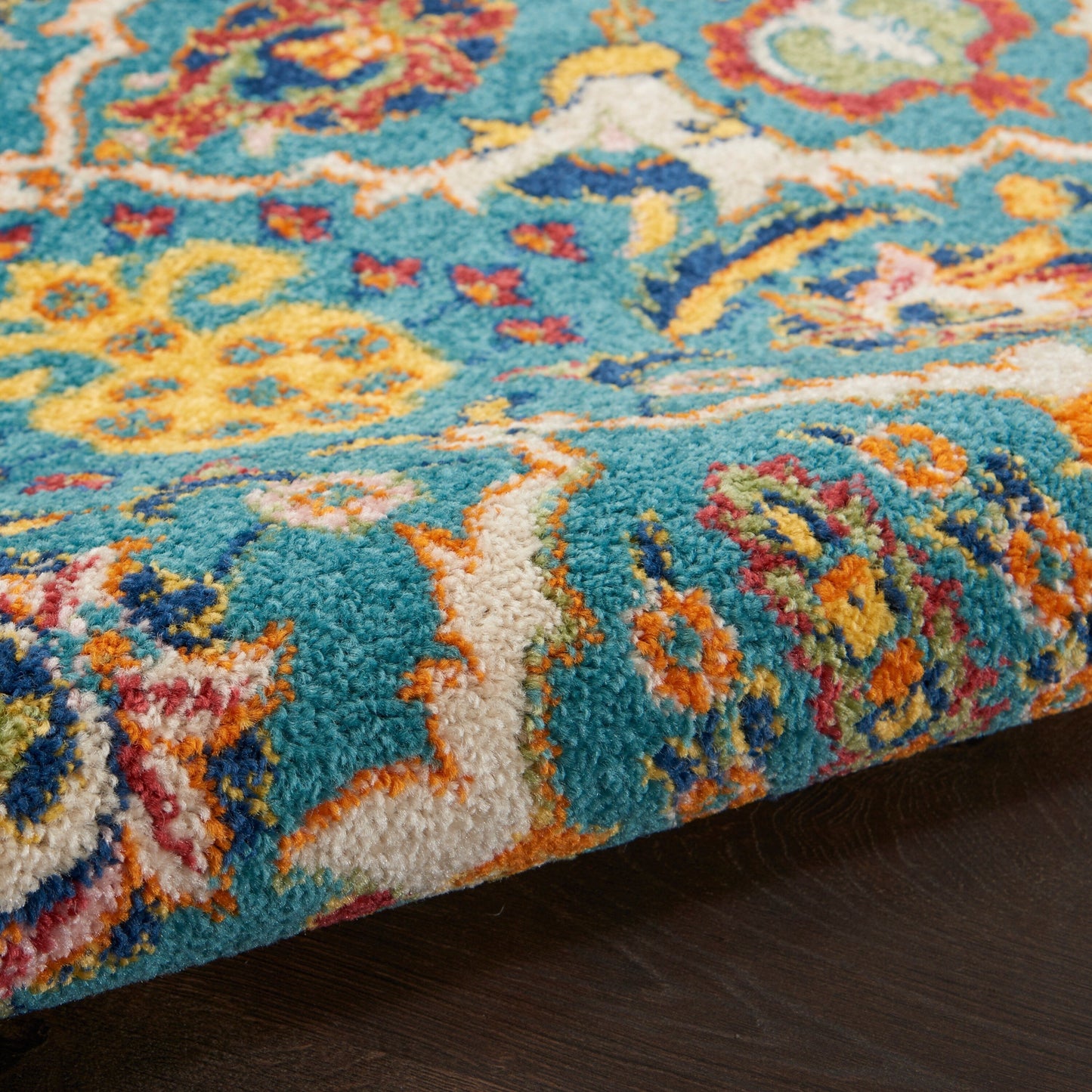 Nourison Allur Moderner Boho-Teppich mit Blumenmedaillon
