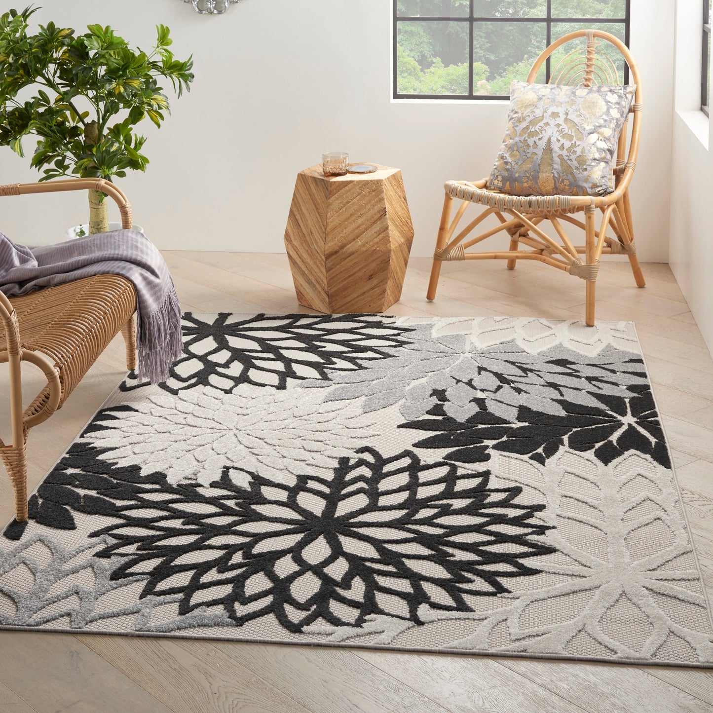 Nourison Aloha Floral Moderner Teppich für drinnen und draußen