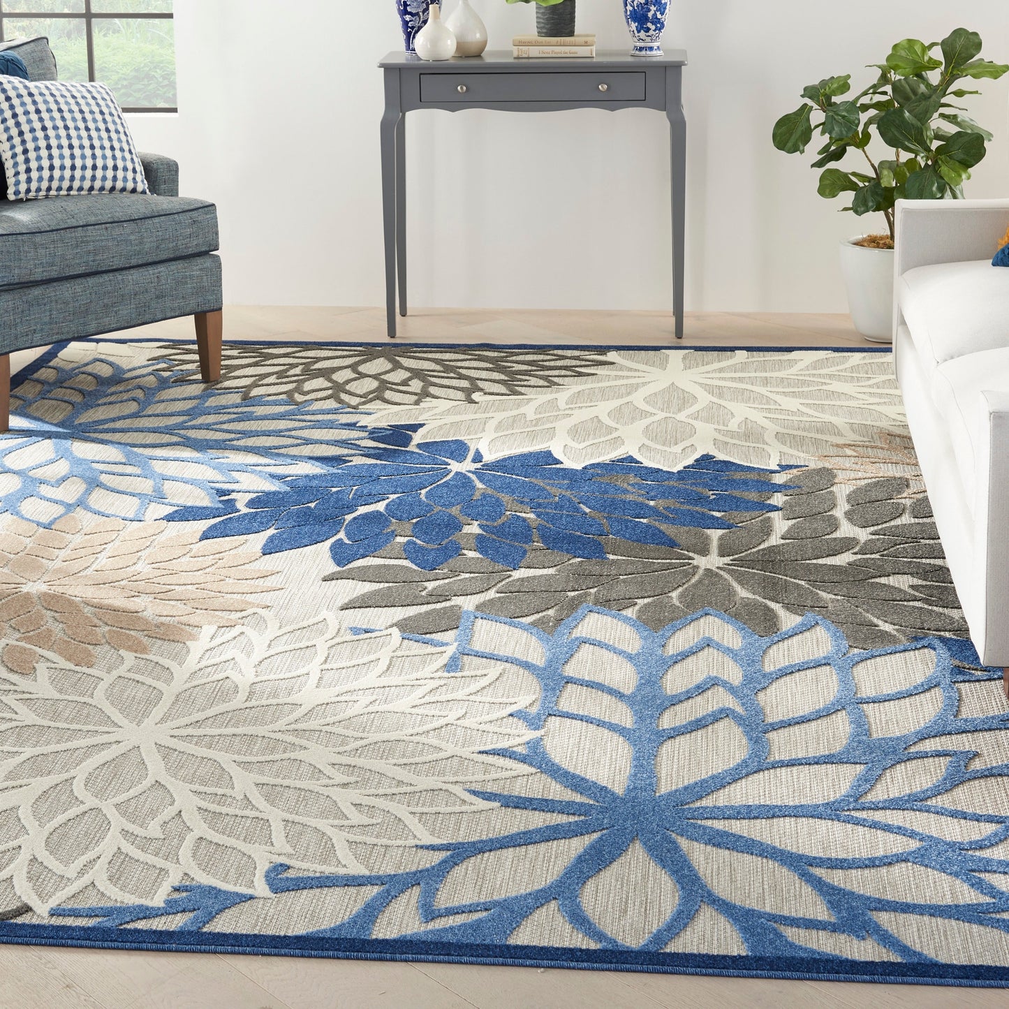 Nourison Aloha Floral Moderner Teppich für drinnen und draußen