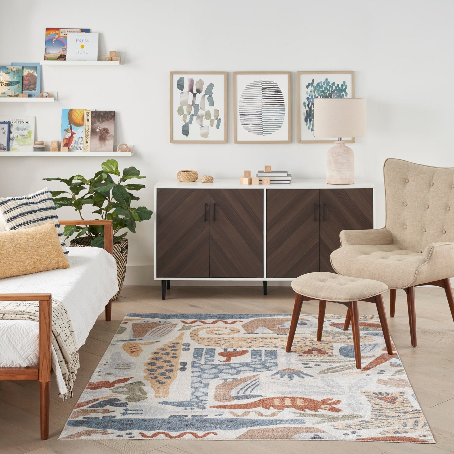 Nourison Astra – maschinenwaschbarer Teppich mit Tiermuster