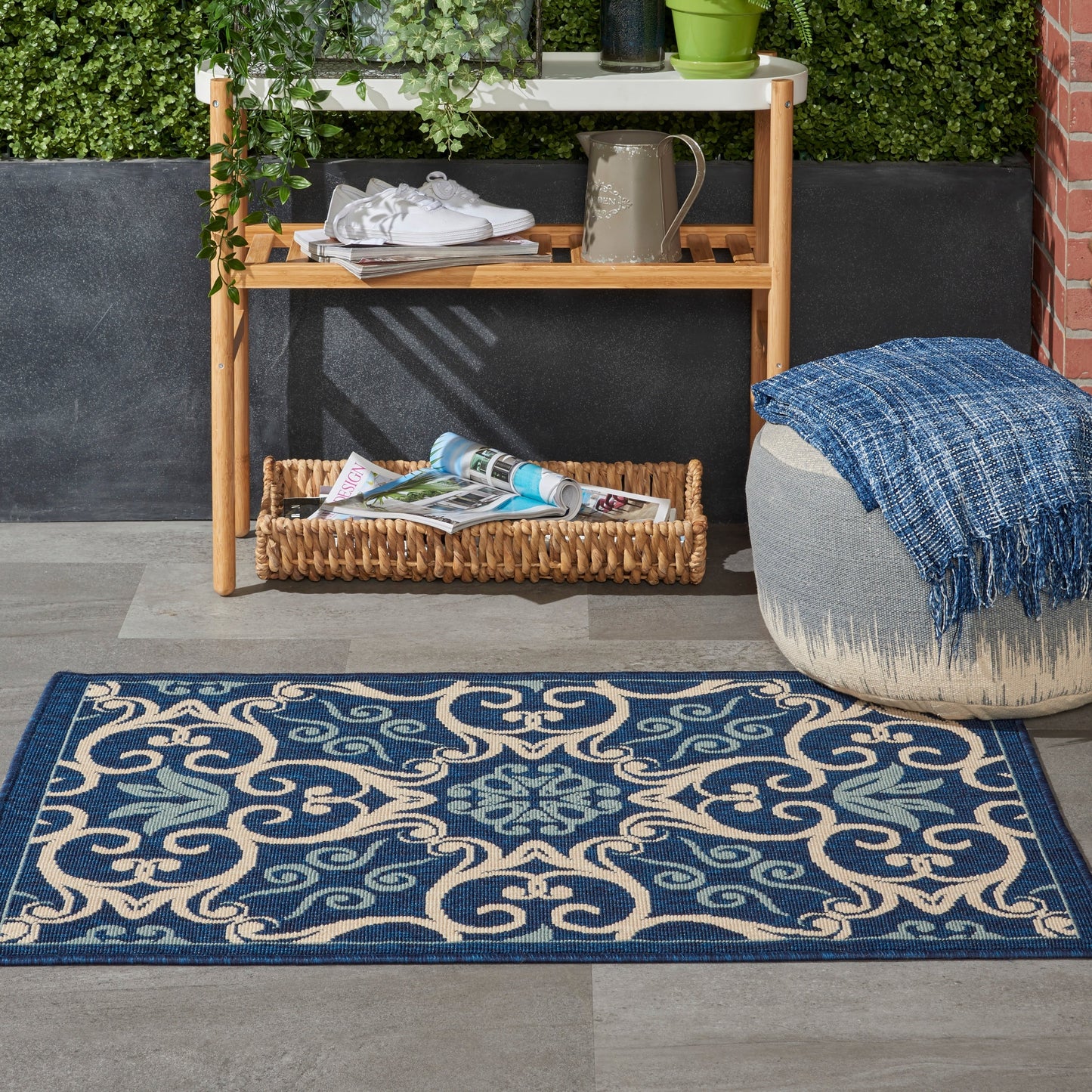 Nourison – Teppich für drinnen und draußen, karibisches Blumenmuster, geometrisches Muster