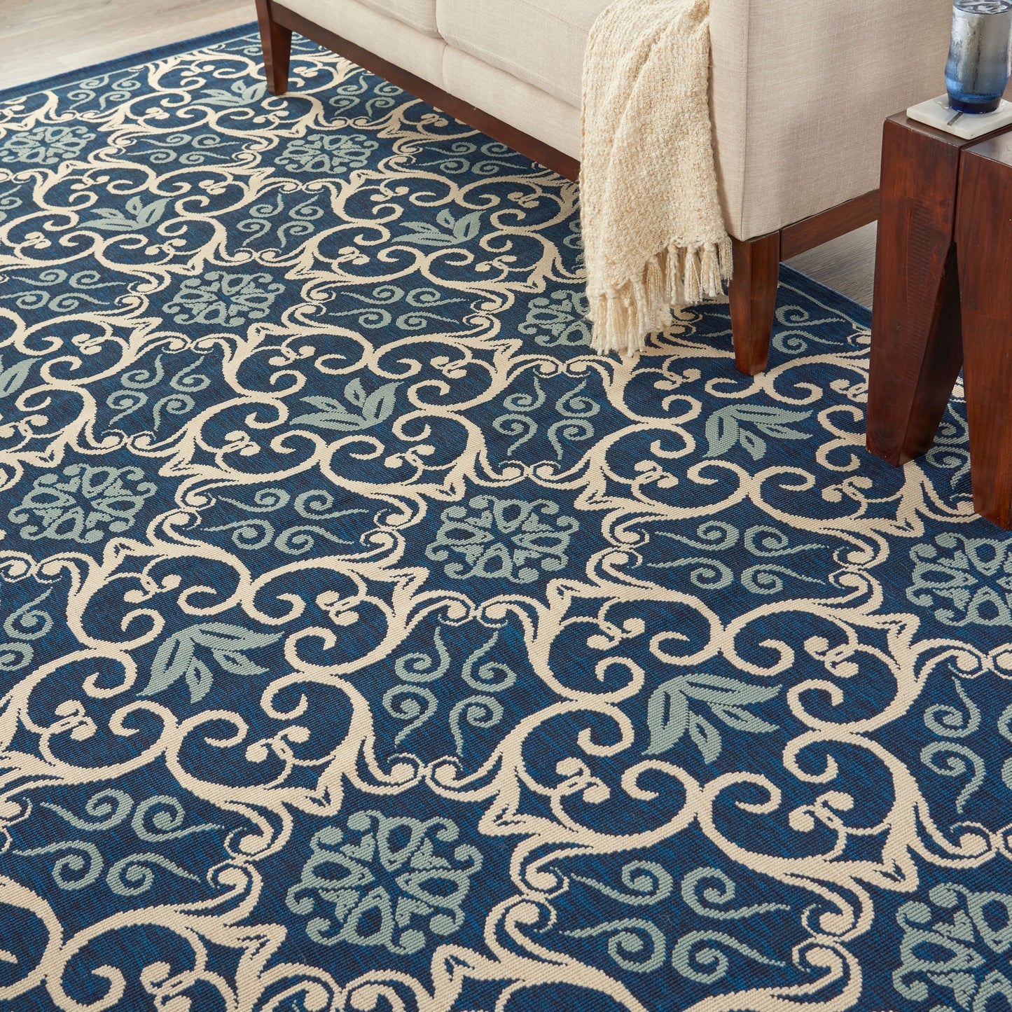 Nourison – Teppich für drinnen und draußen, karibisches Blumenmuster, geometrisches Muster