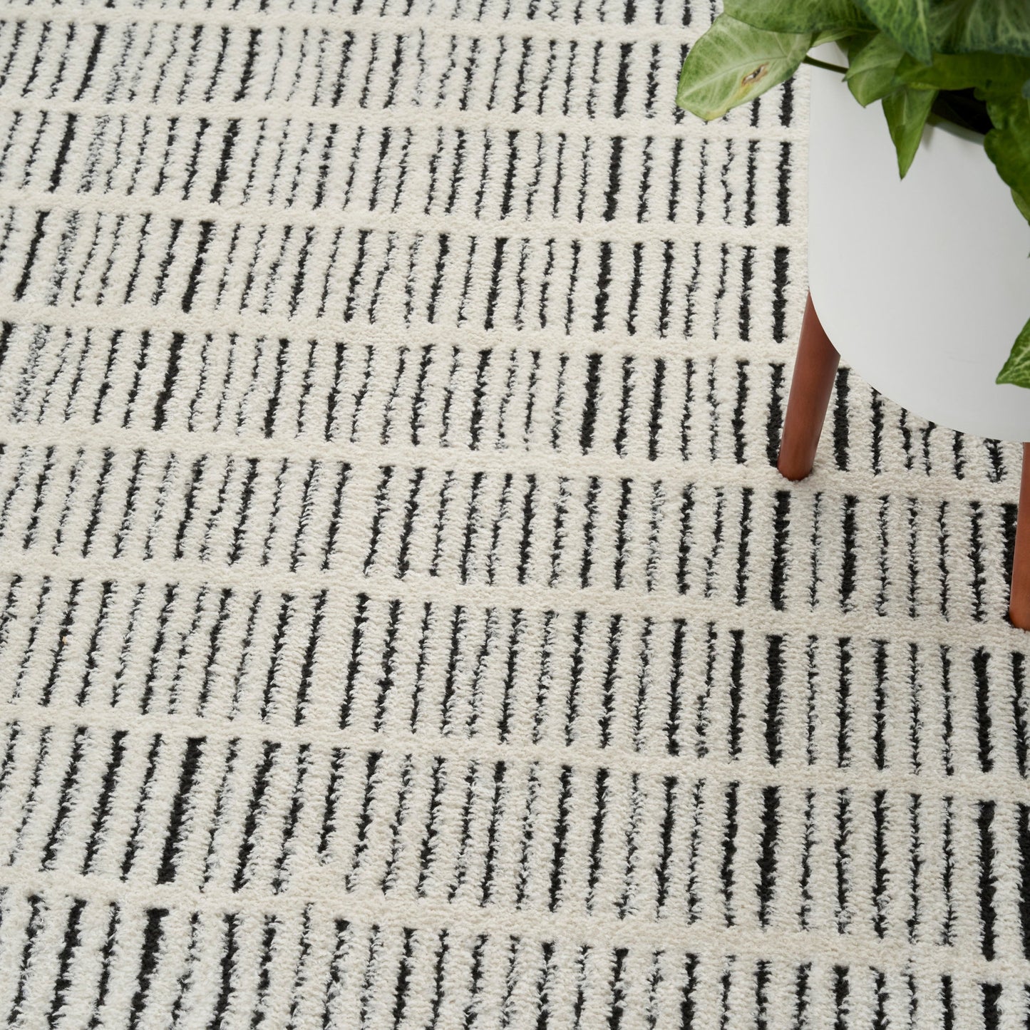 Nourison Gemütlicher, moderner abstrakter Teppich für den Innenbereich